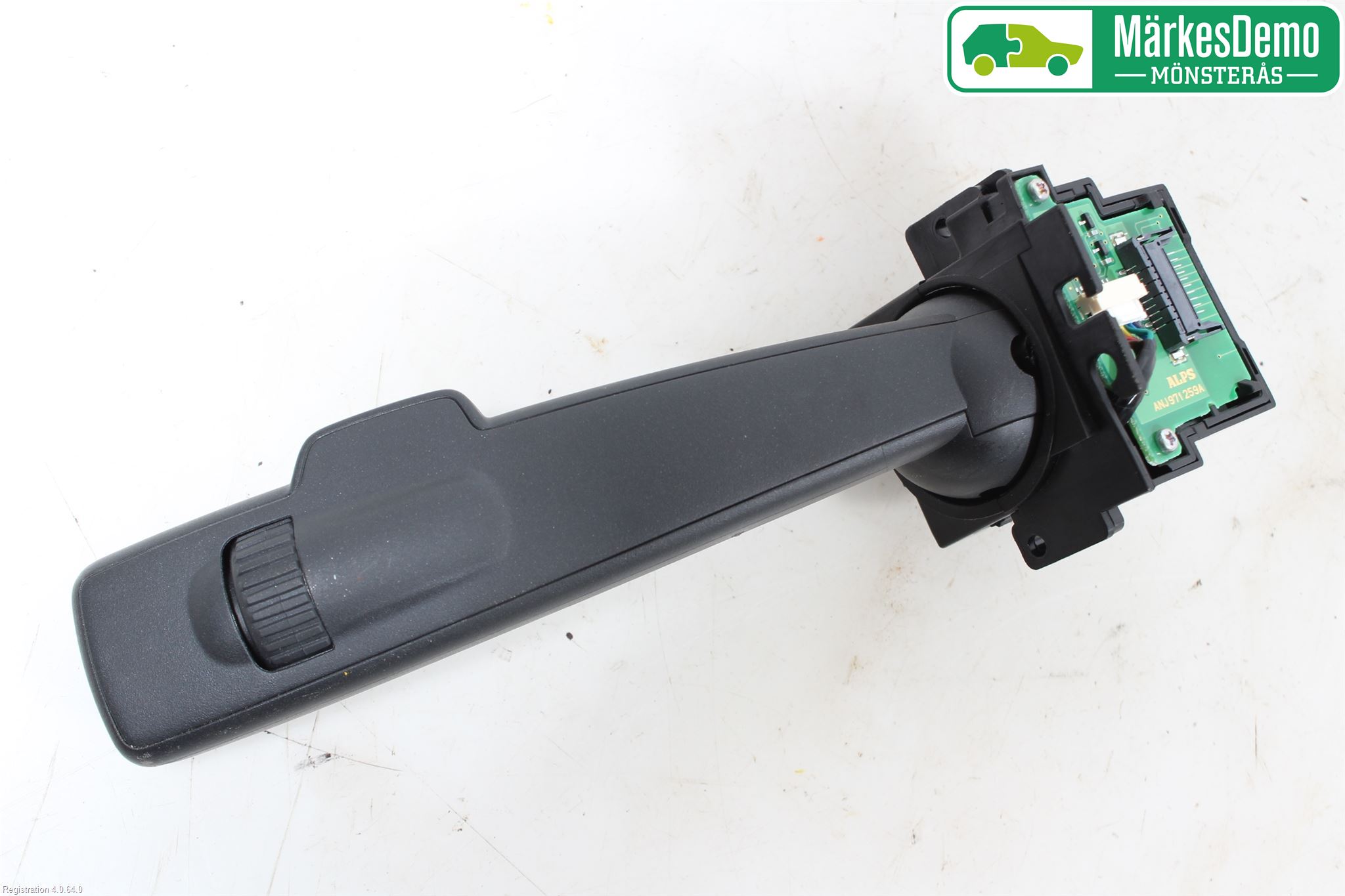 Volvo V70 14-16 Bryter Ratt Visker - Spyler