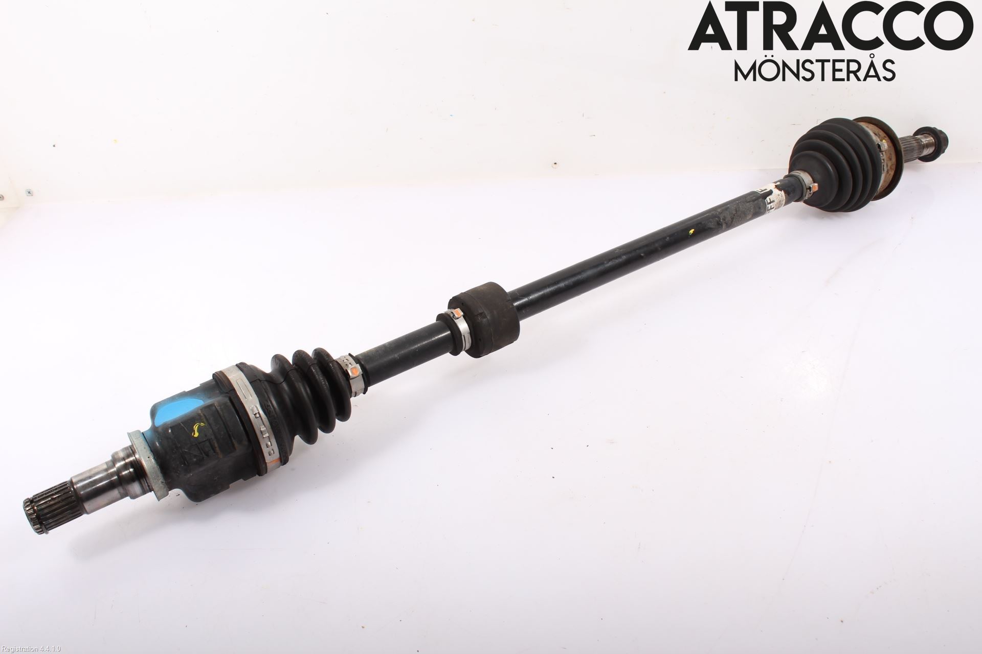 Toyota YARIS XP130 15-20 Drivaksel Foran Kompl Høyre