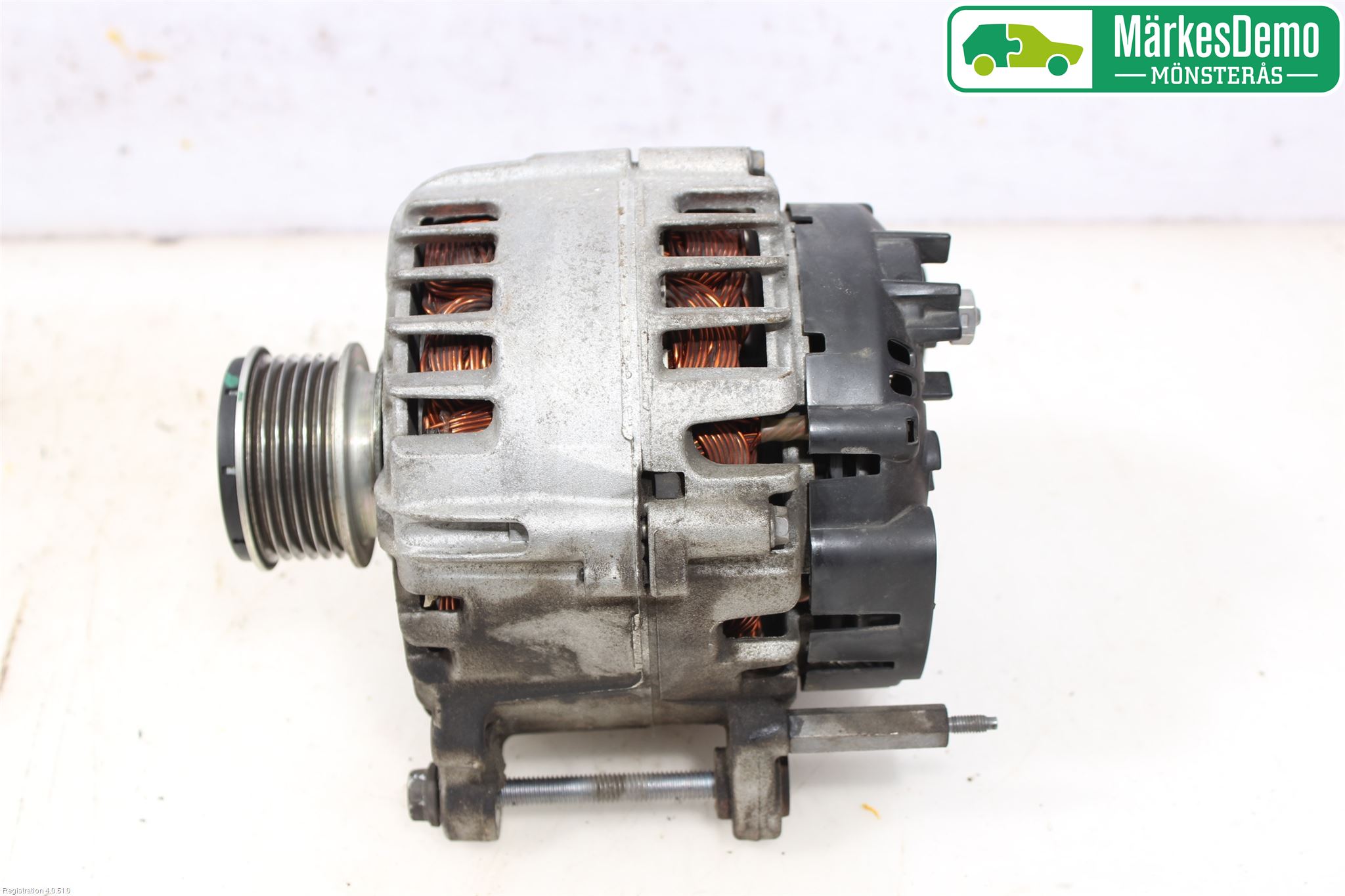 Volkswagen VW GOLF VI 09-13 Dynamo