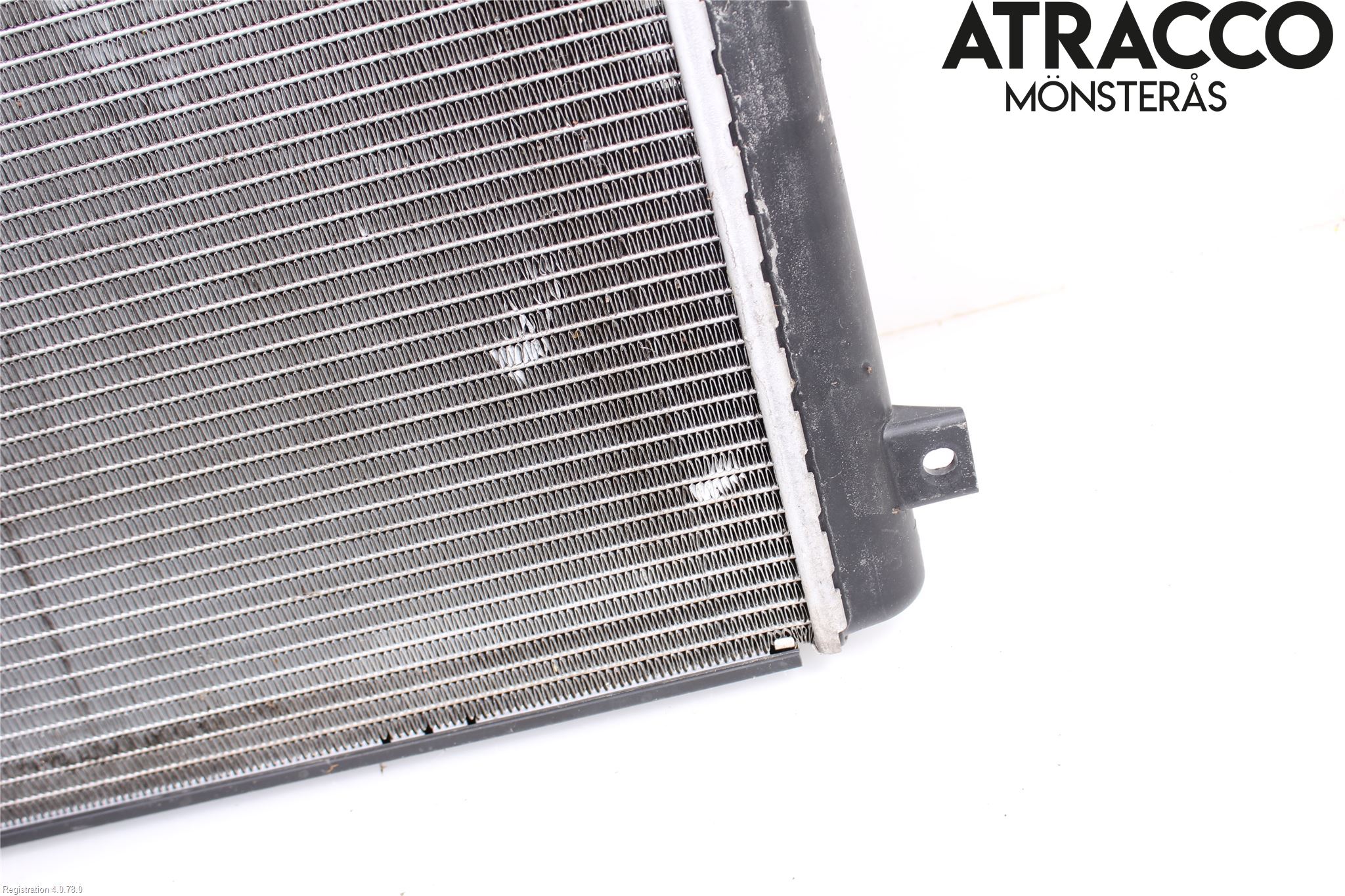 Skoda SUPERB 09-15 Radiator Automat