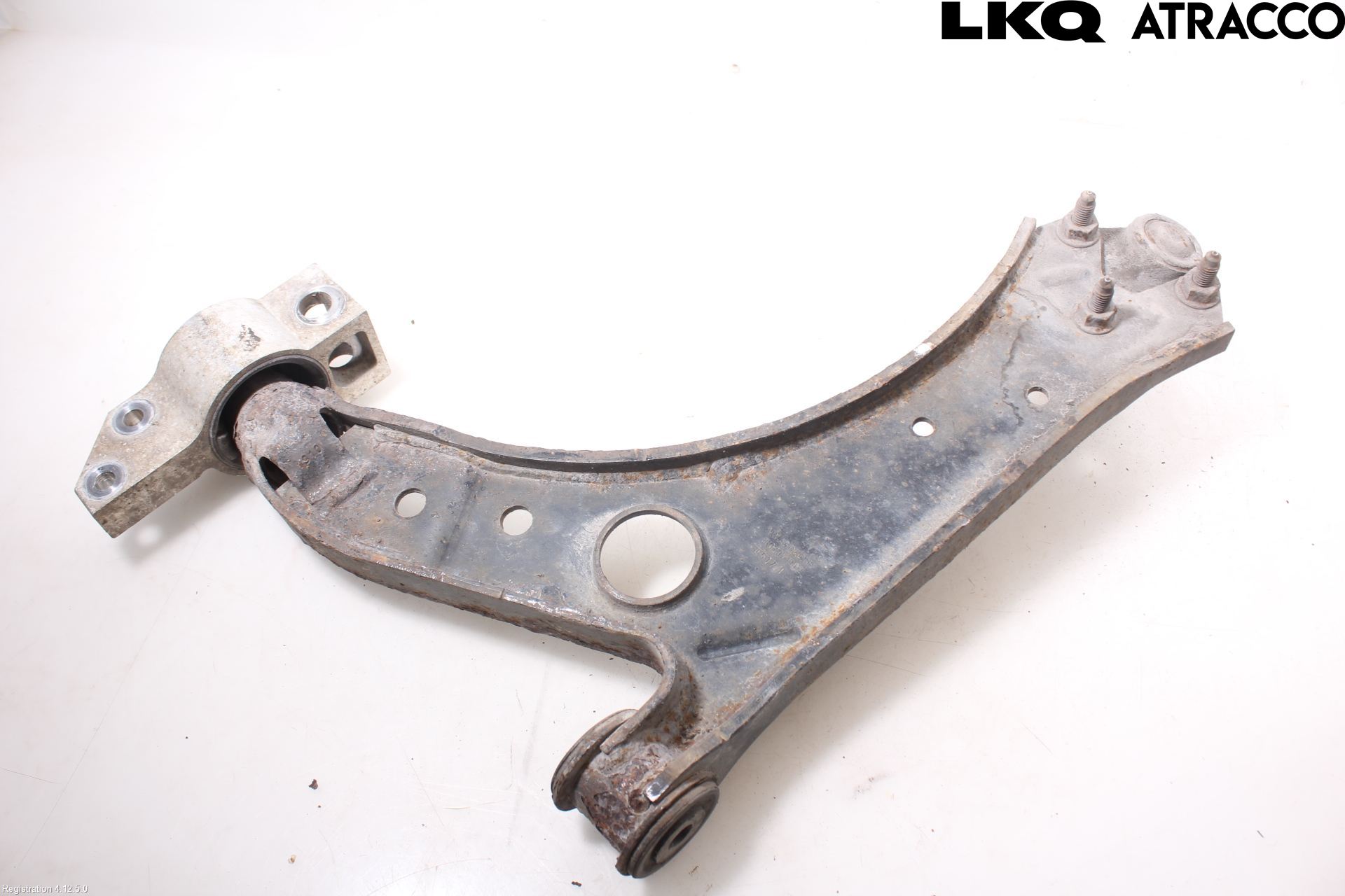 Volkswagen VW GOLF VI 09-13 Bærearm Foran Høyre Nedre