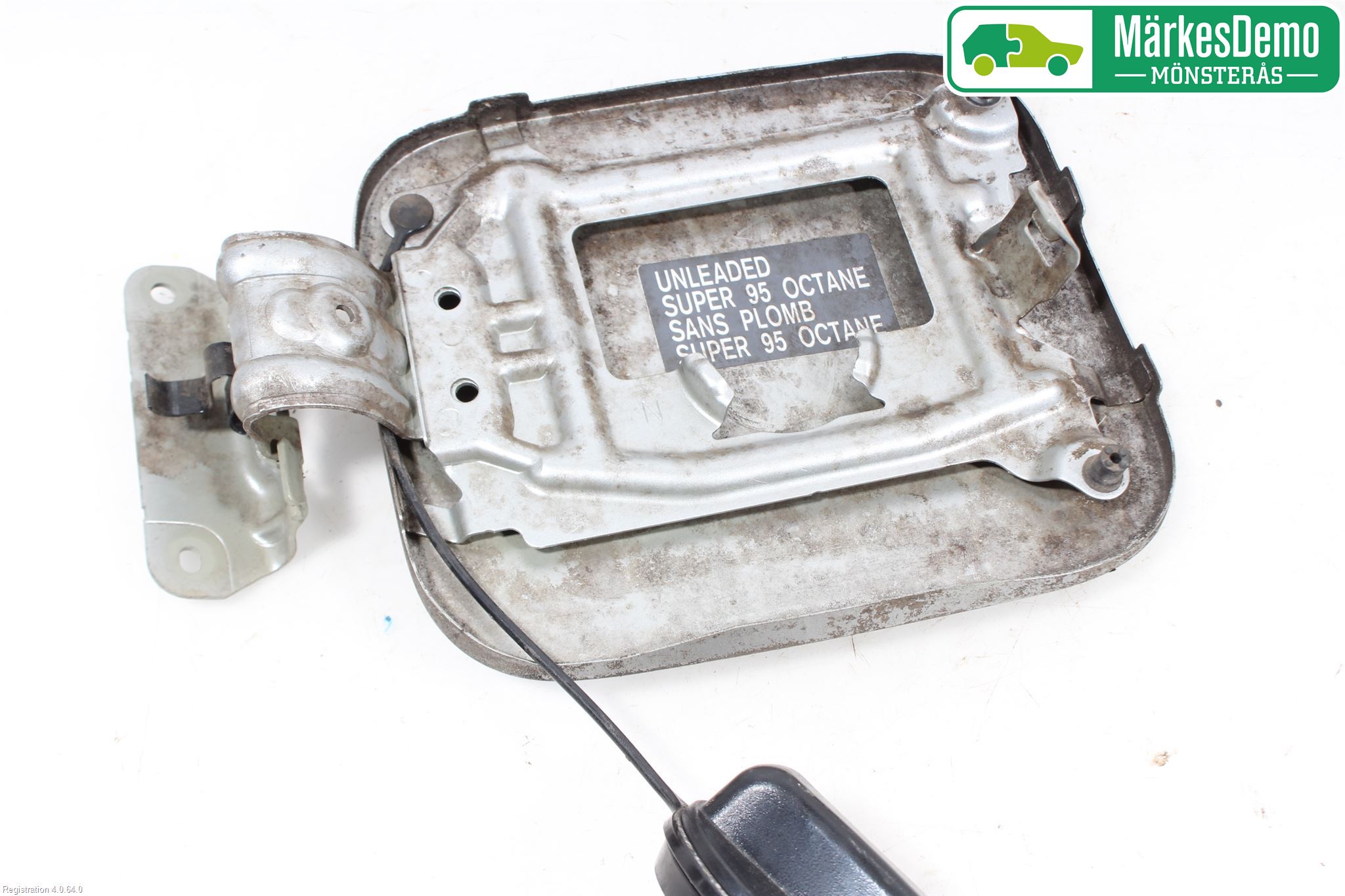 Nissan QASHQAI+2  10-14 Drivstoff Tankluke