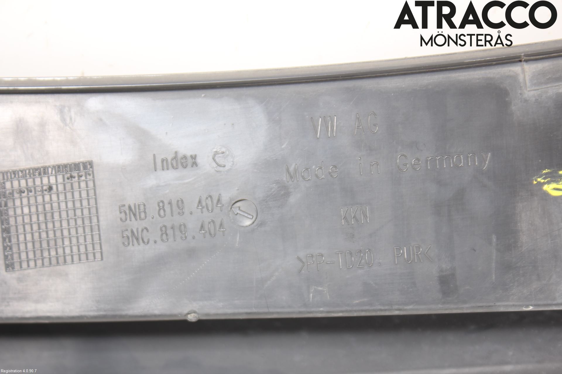 Volkswagen VW TIGUAN 16-24 Visker Deksel-Grill-Under Frr