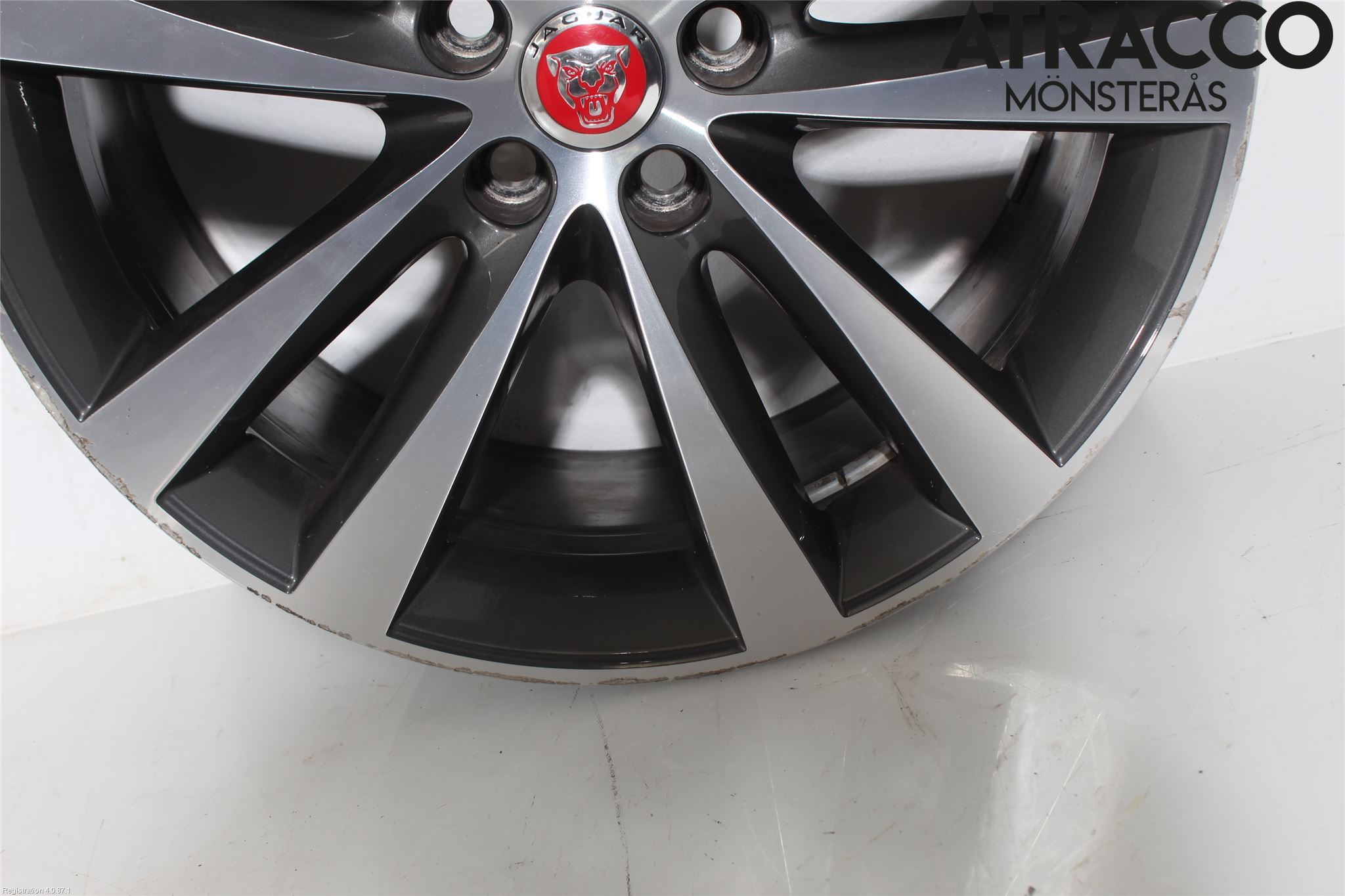 Jaguar XE (X760) 15-24 Felg Aluminium