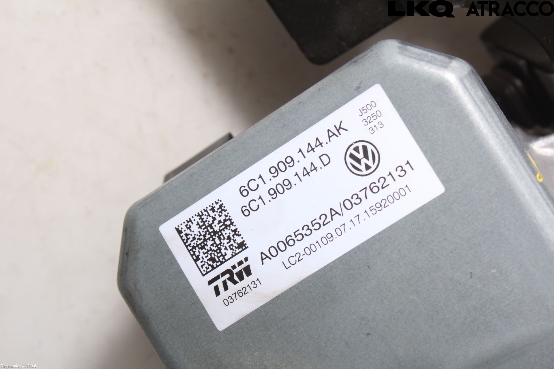 Skoda RAPID Rattakselaggregat Innebygd Servo
