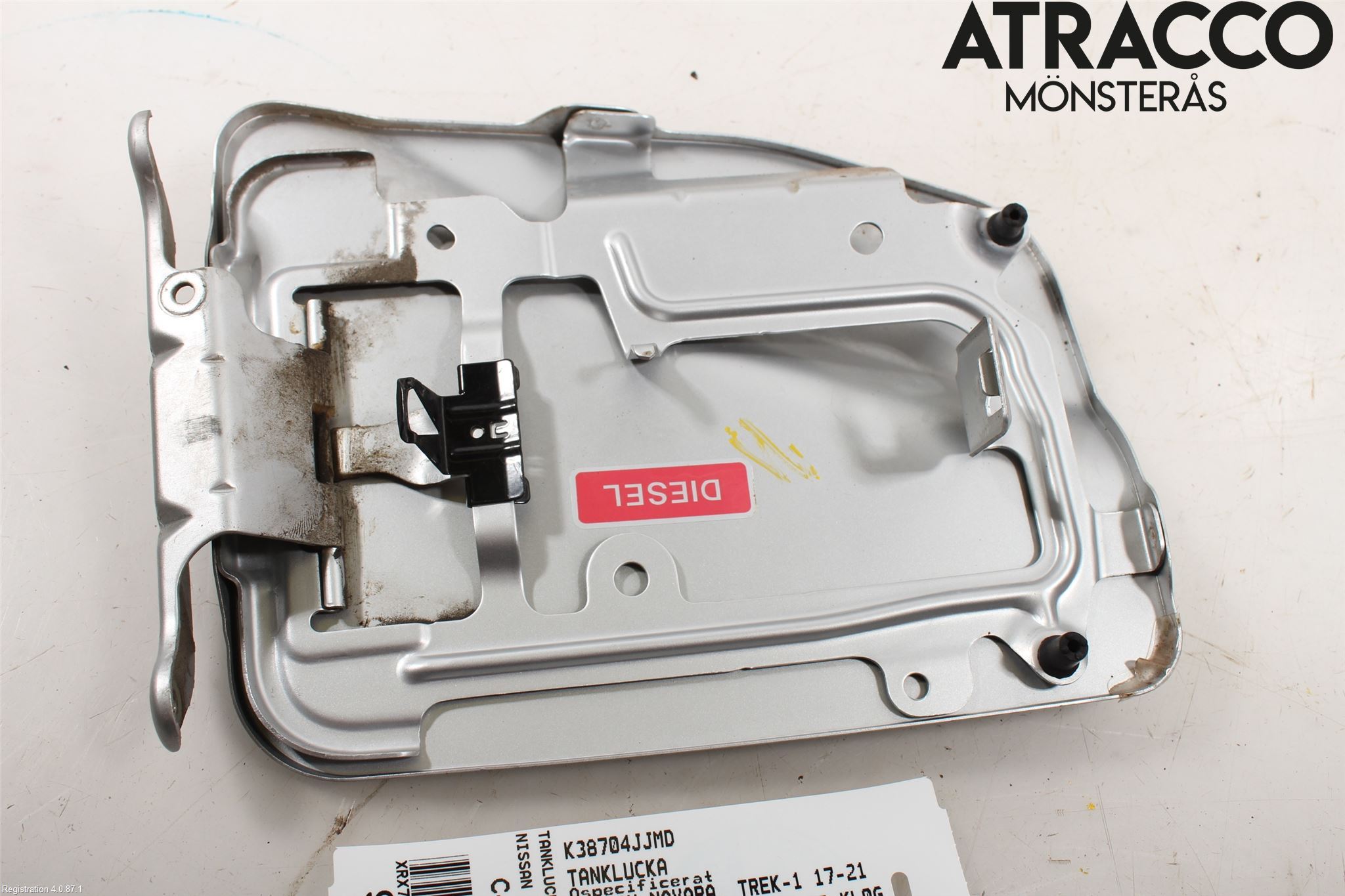 Nissan NAVARA, TREK-1 17-21 Drivstoff Tankluke