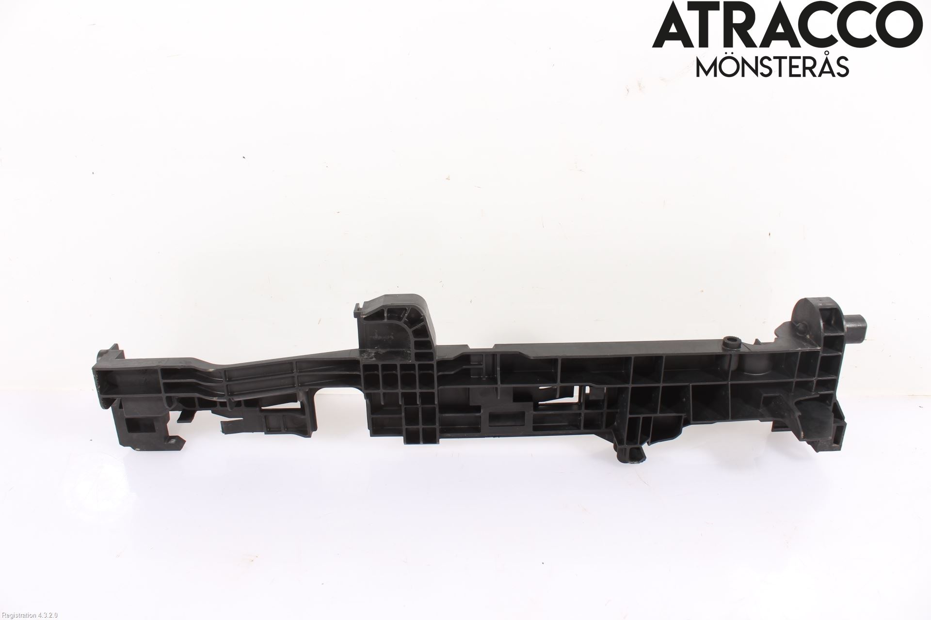Mercedes-Benz MB C-KLASS (W205) 14-21 Radiator Feste - Ramme - Bjelk