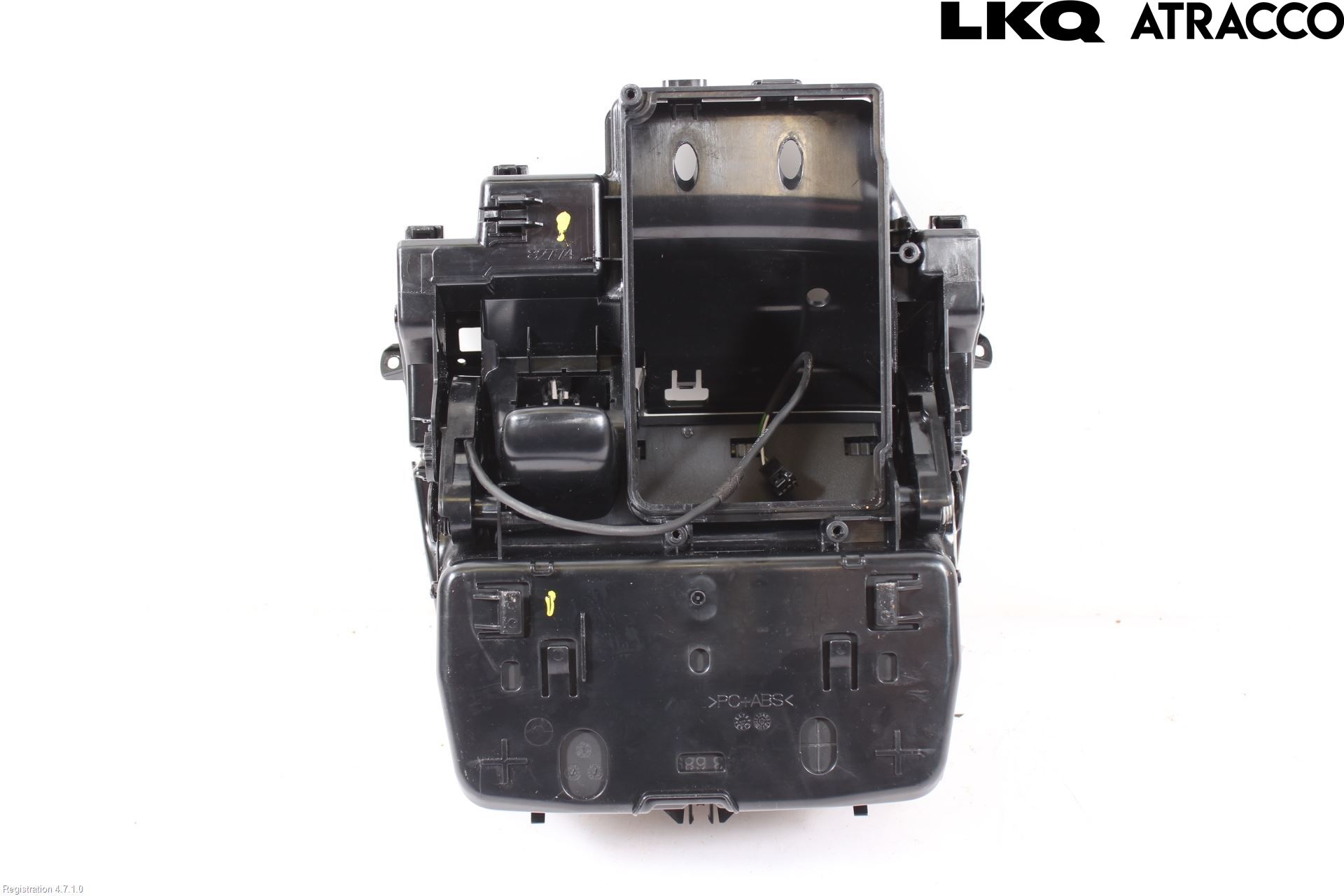 Mercedes-Benz MB E-KLASS (W213) 16-23 Innr Oppbevaringsrom