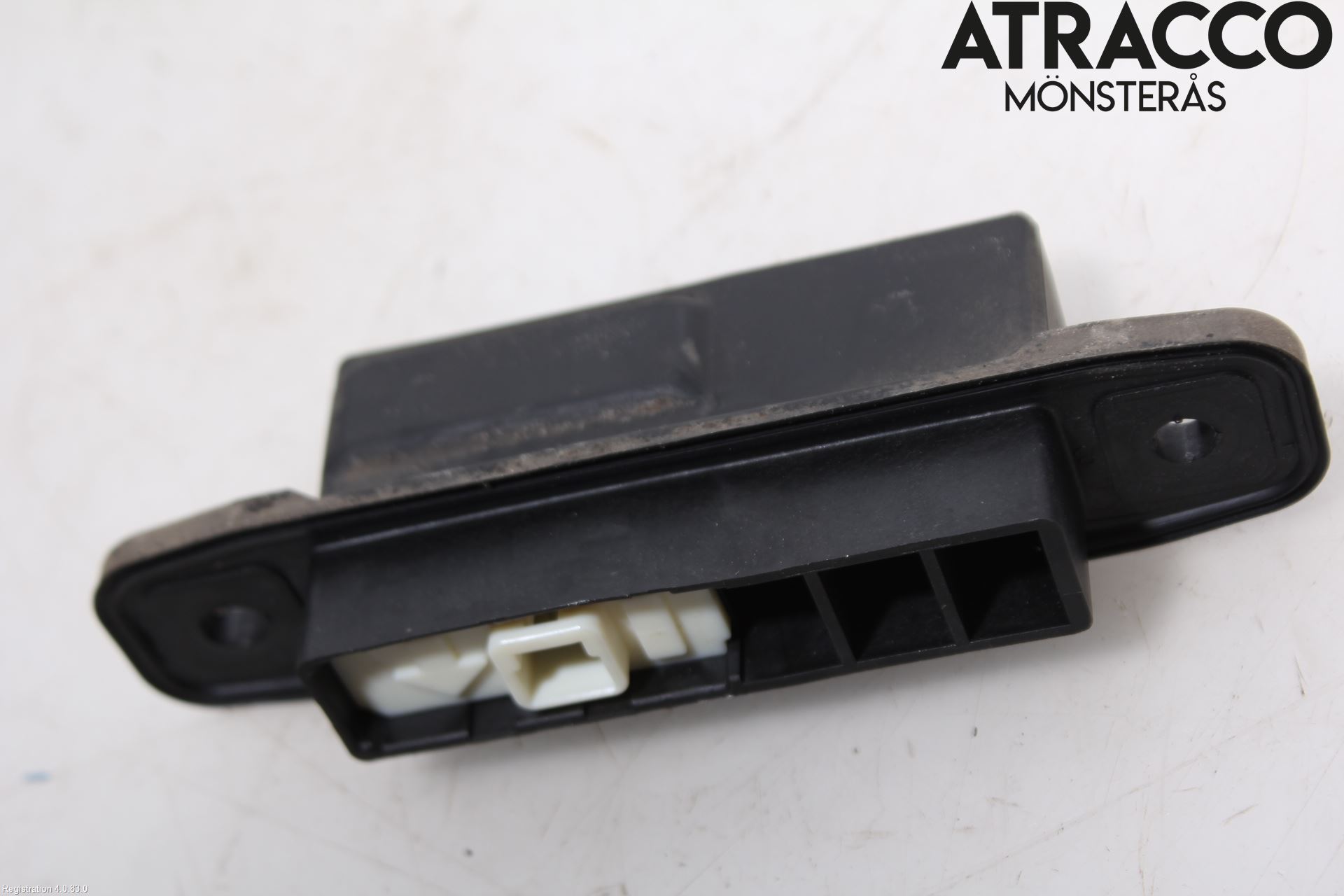 Toyota AURIS 10-12 Bakluke Handtak Ytre