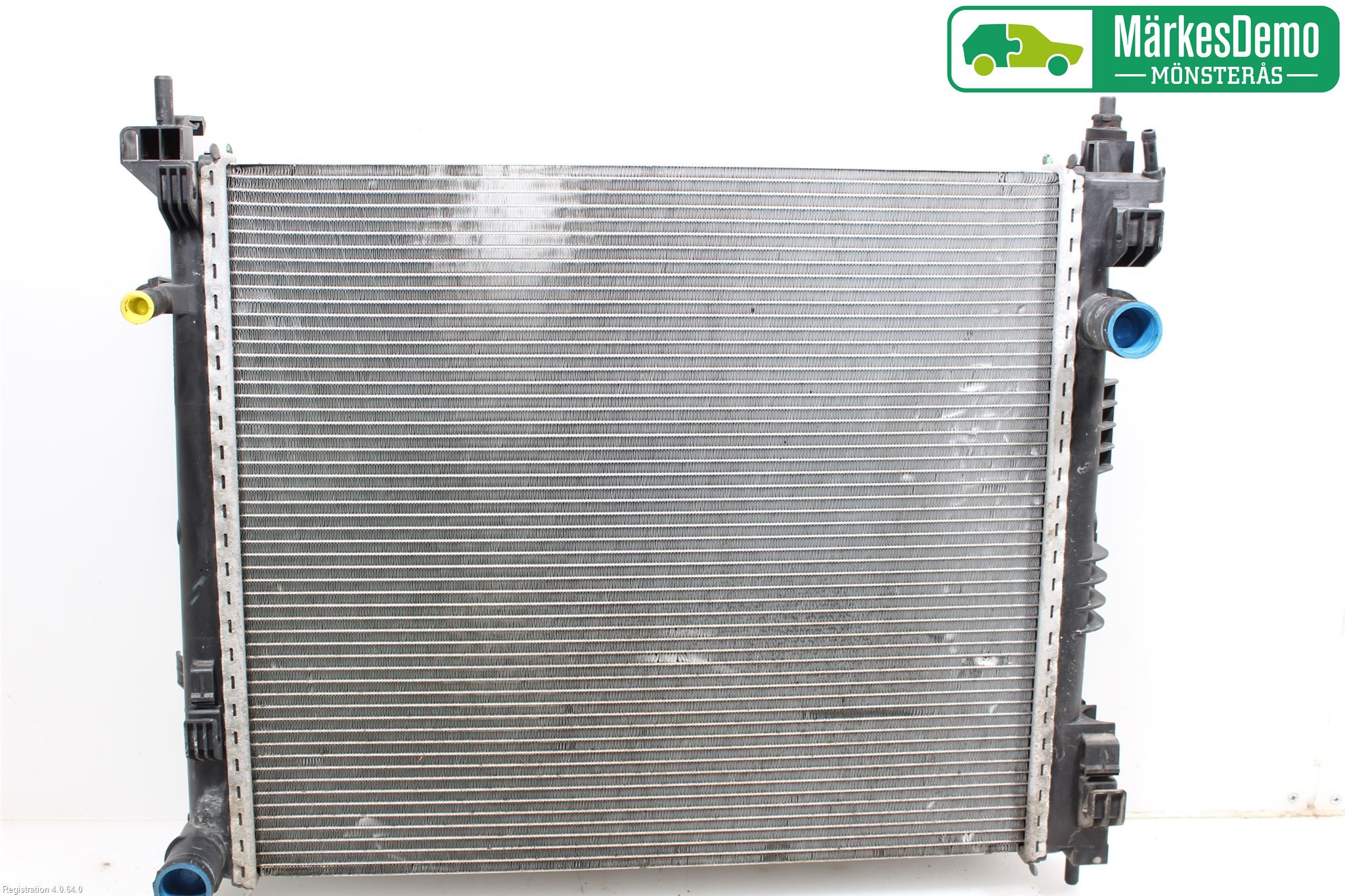 Nissan NV200/NV200 COMBI Radiator Manuell