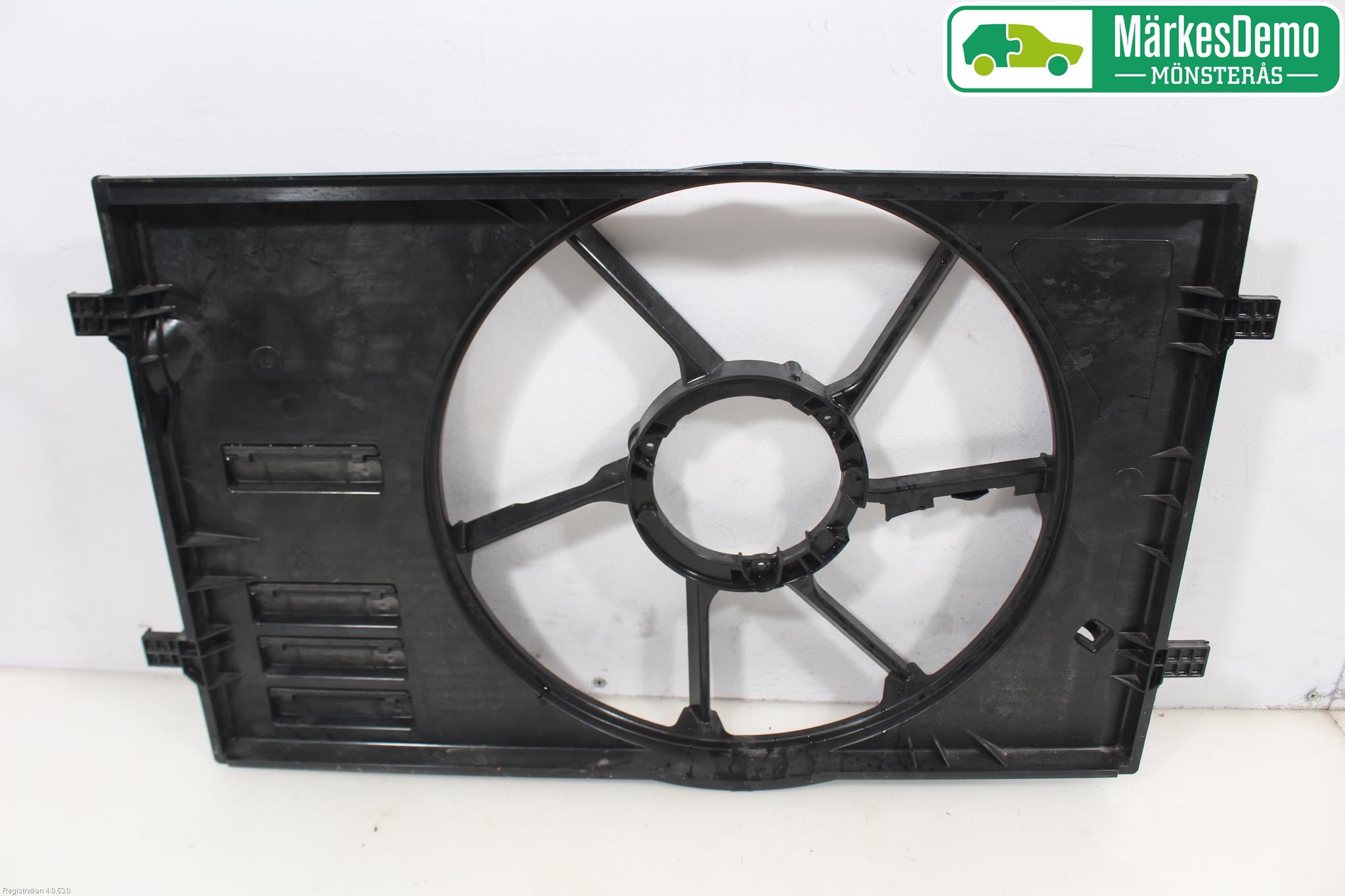 Skoda OCTAVIA (5E) 13-20 Kjølevifte-Radiator Hus-Kåpe