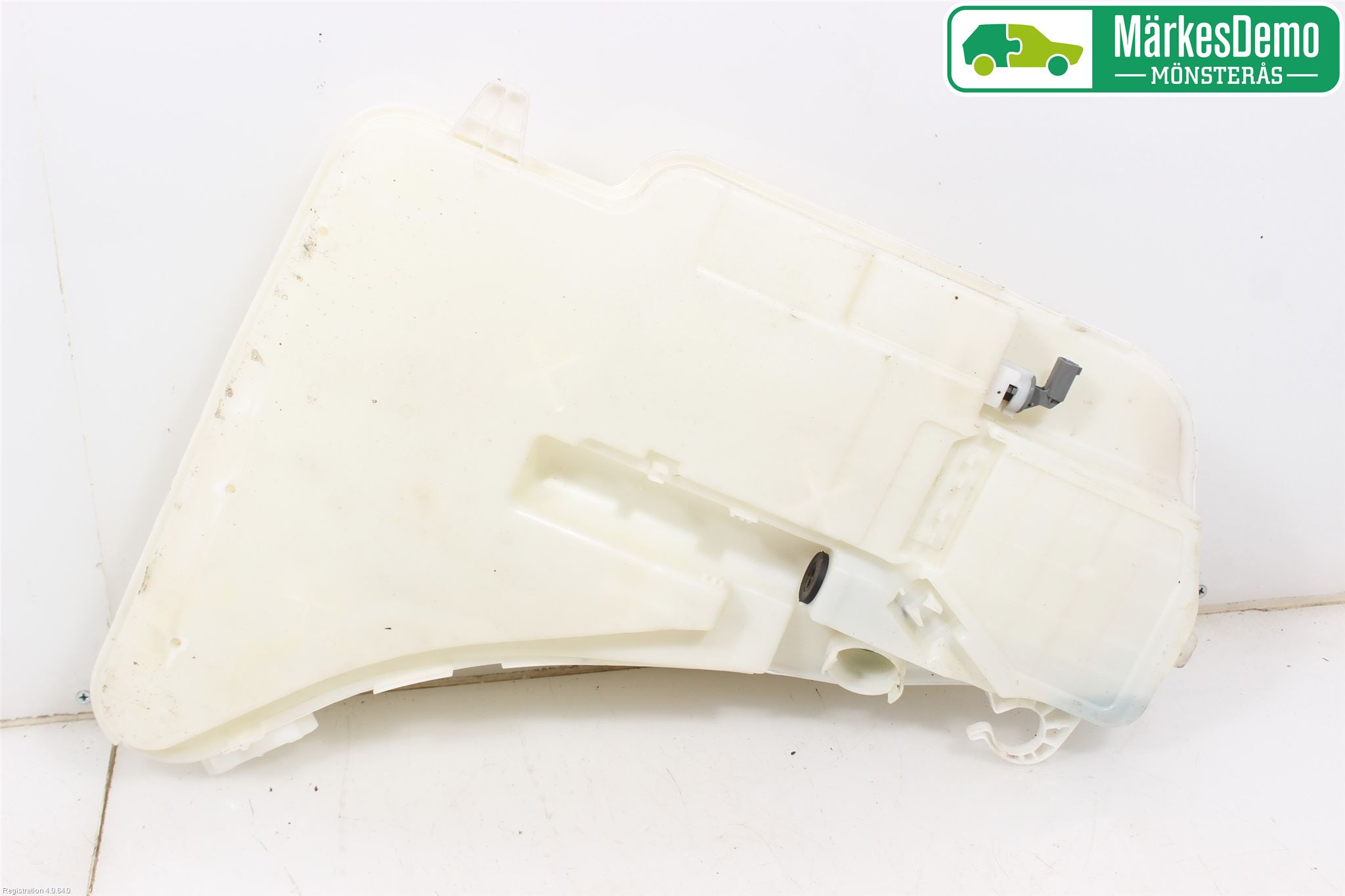 BMW 5 F10/F11/F18 09-17 Spylerbeholder Frontrute-Lykte
