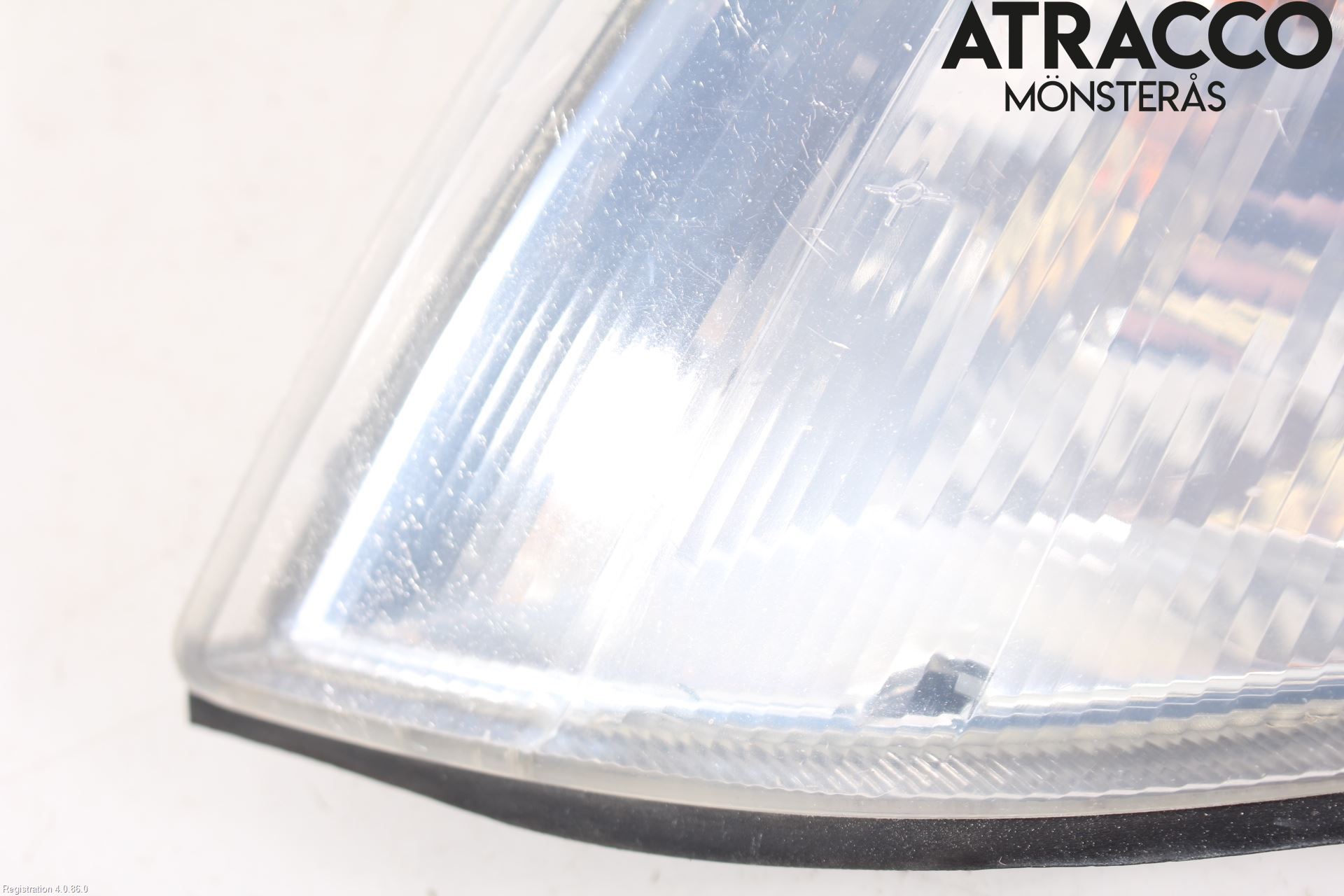 Saab 9-5 -05 Blinklykt Foran Venstre