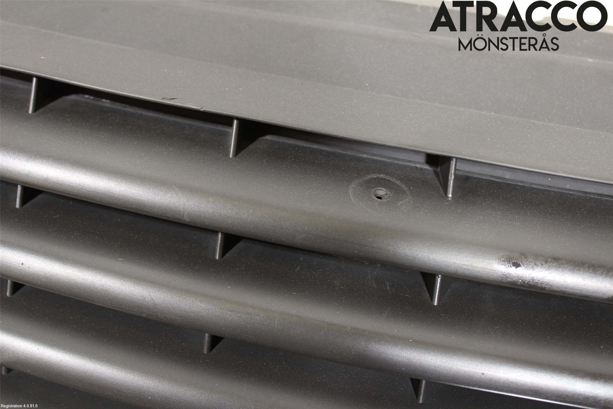 Ford KUGA 08-12 Grill Komplett