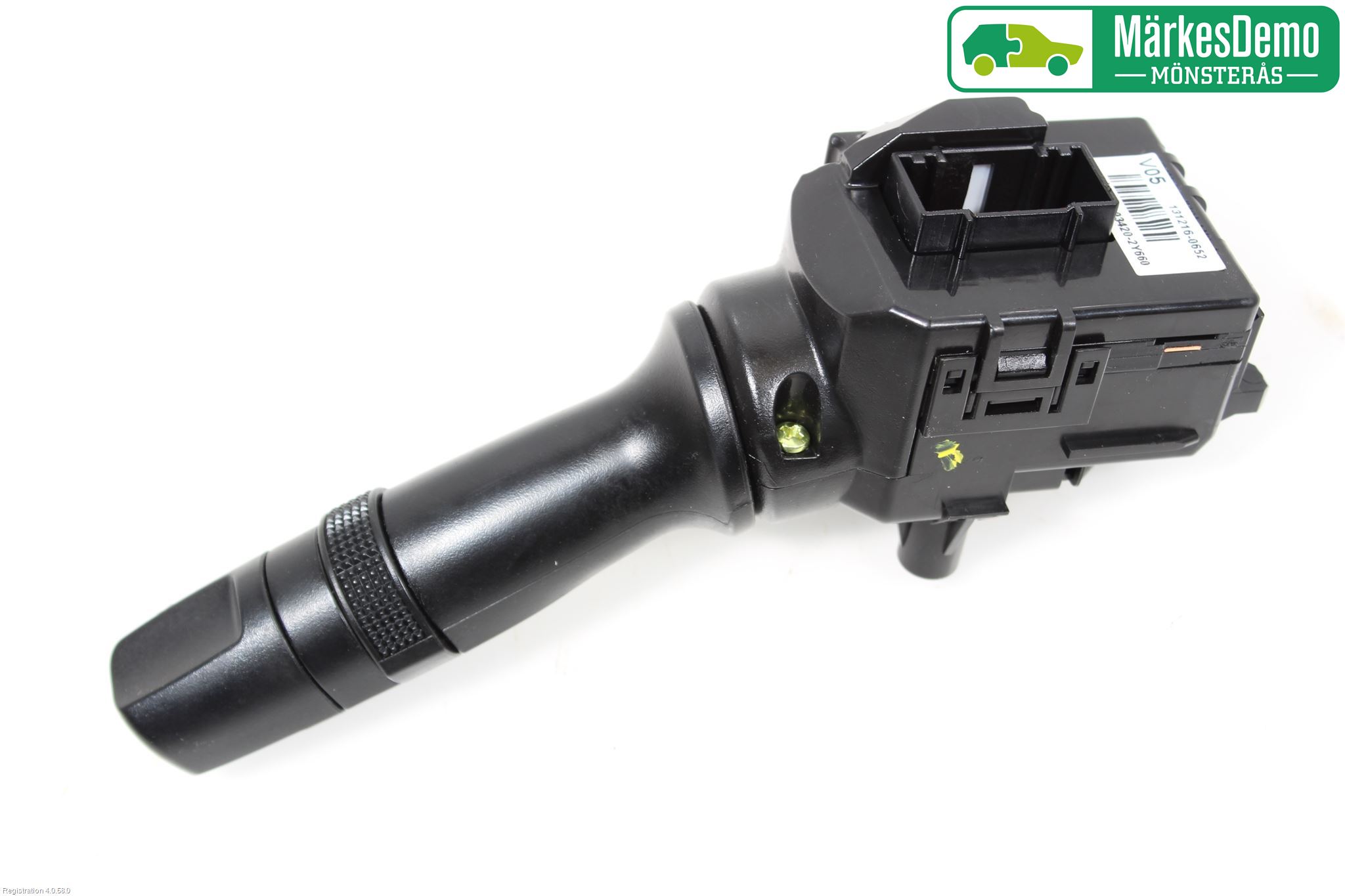 Hyundai i40 08-15 Bryter Ratt Visker - Spyler