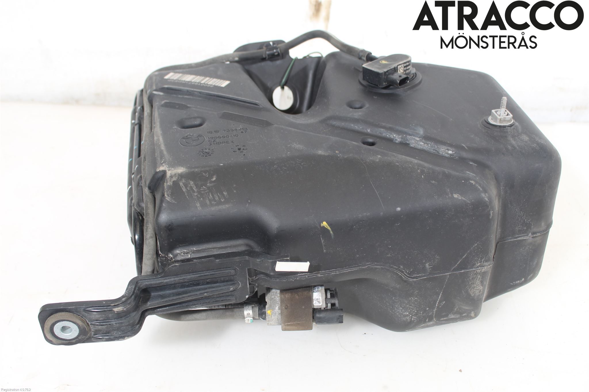 BMW 3 F30/F31/F80 12-19 Adblue Tank