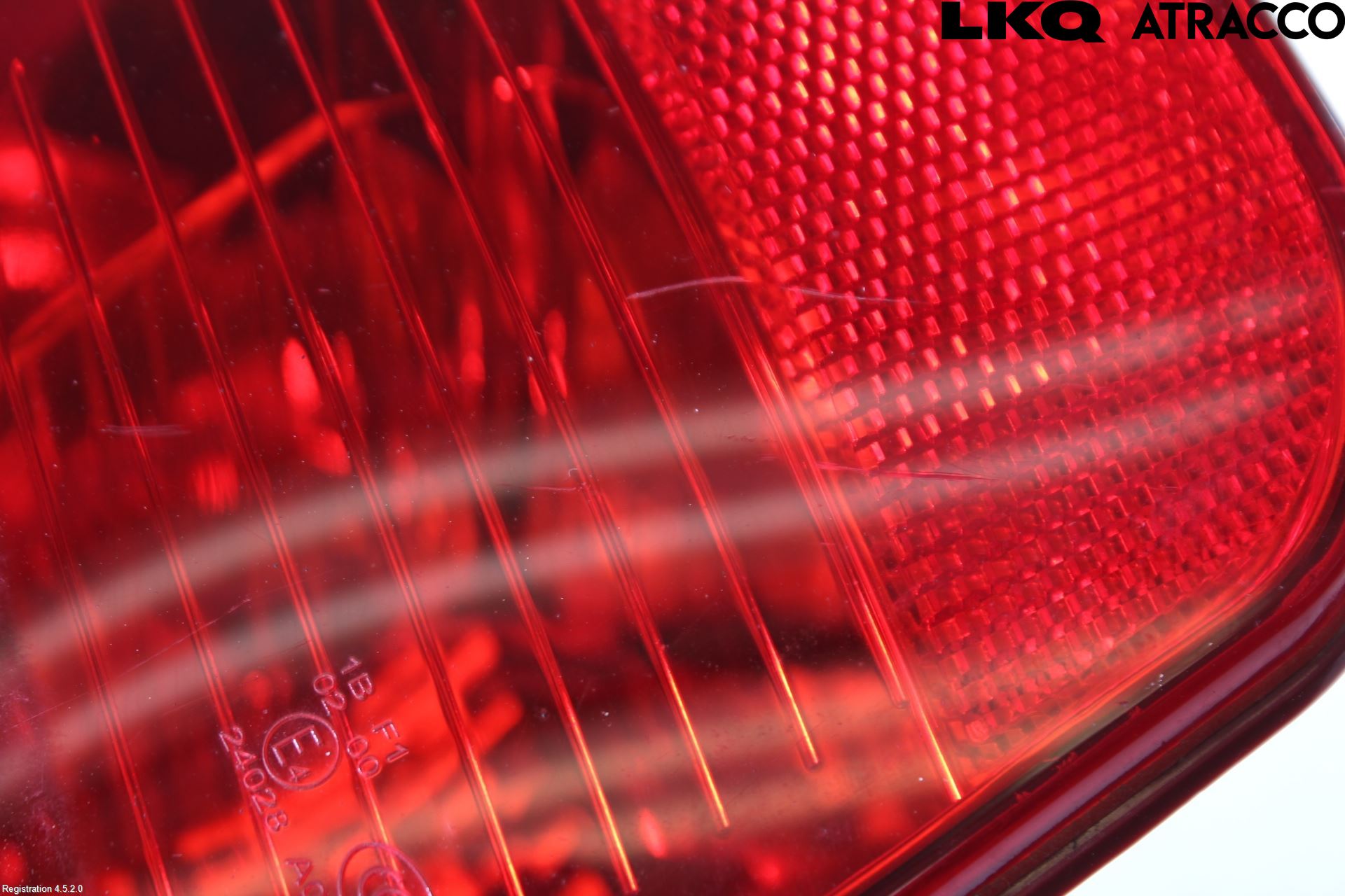 Peugeot 2008/E-2008 20- Refleks Bak