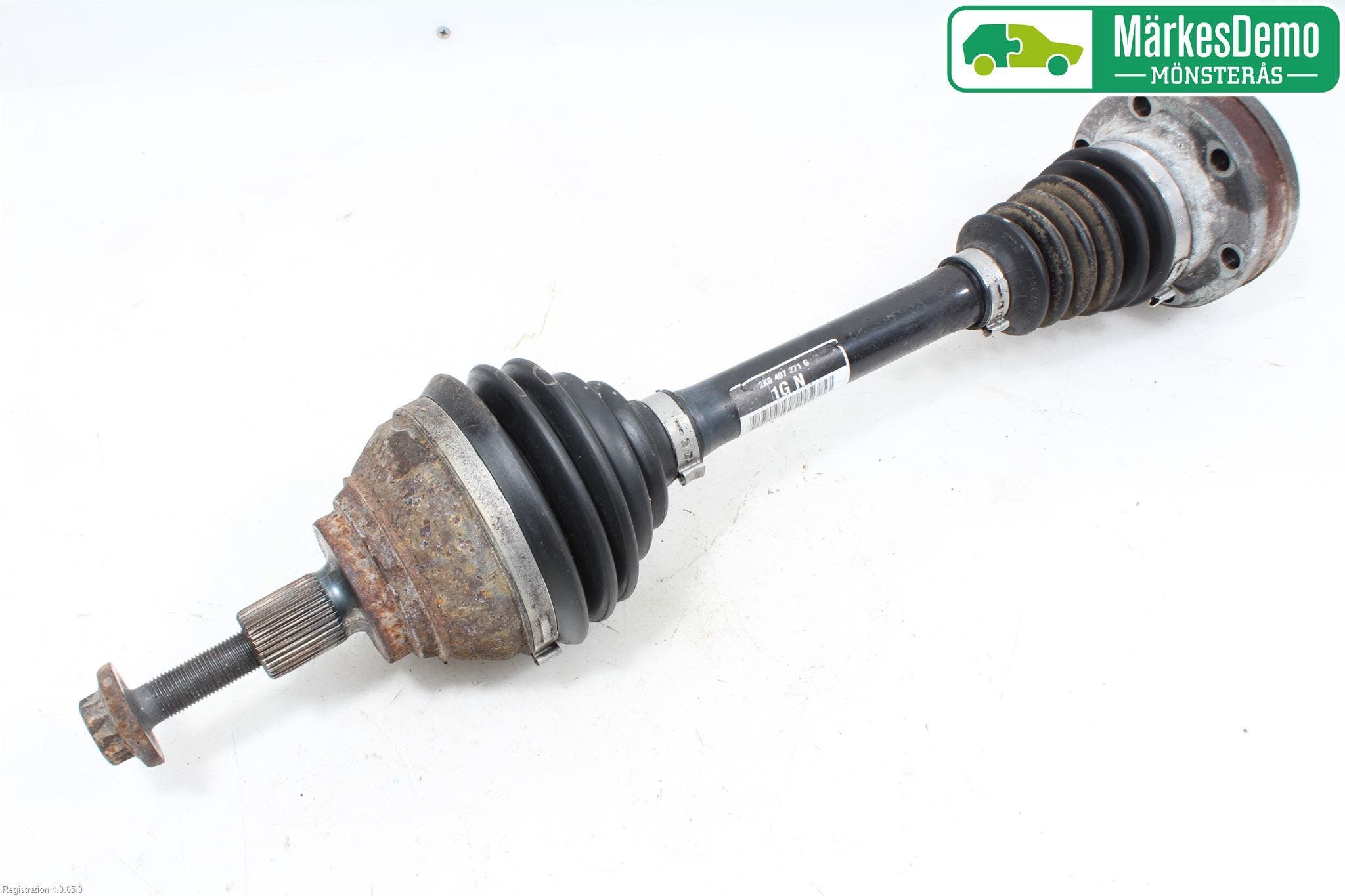 Volkswagen VW CADDY 11-15 Drivaksel Foran Kompl Venstre