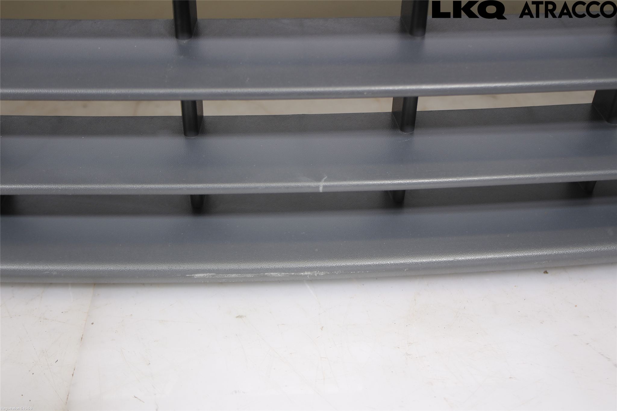Volkswagen VW CADDY      04-10 Støtfanger Foran Plastdeksel