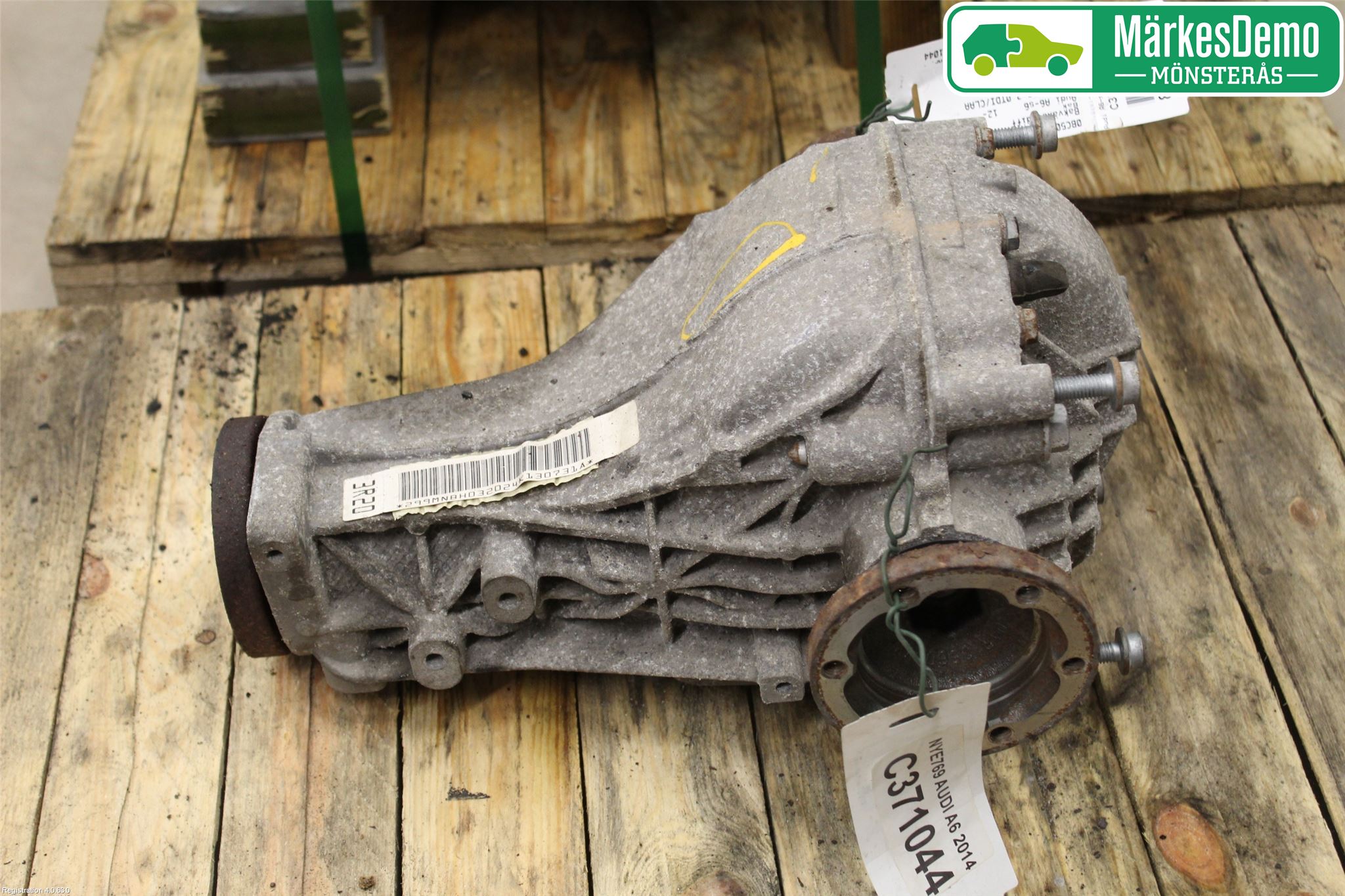 Audi A6/S6 4G 11-18 Bakaksel Kardang Bak -Diff