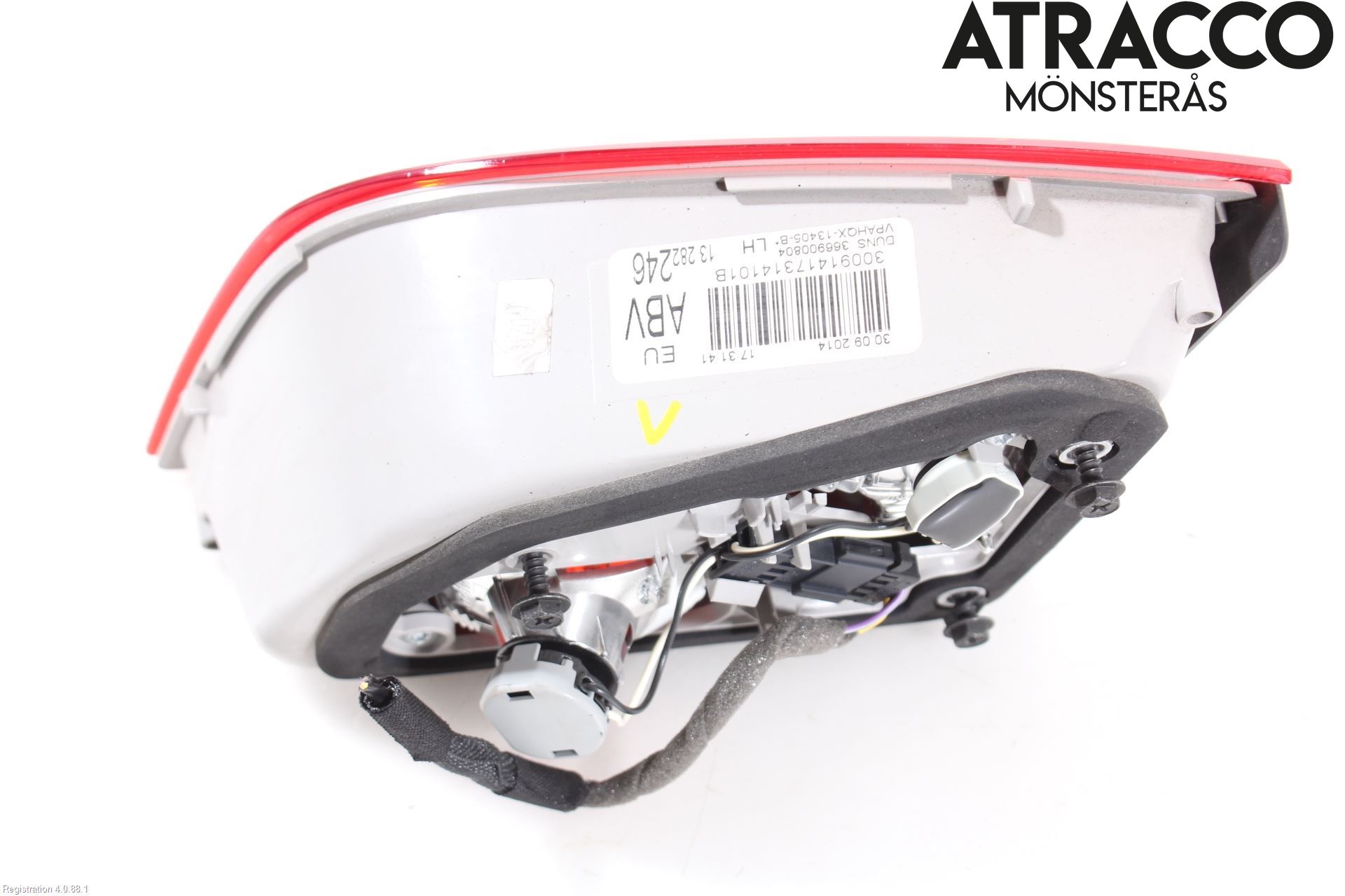Opel ASTRA J 10-15 Baklykt Venstre  På Luke(Indre