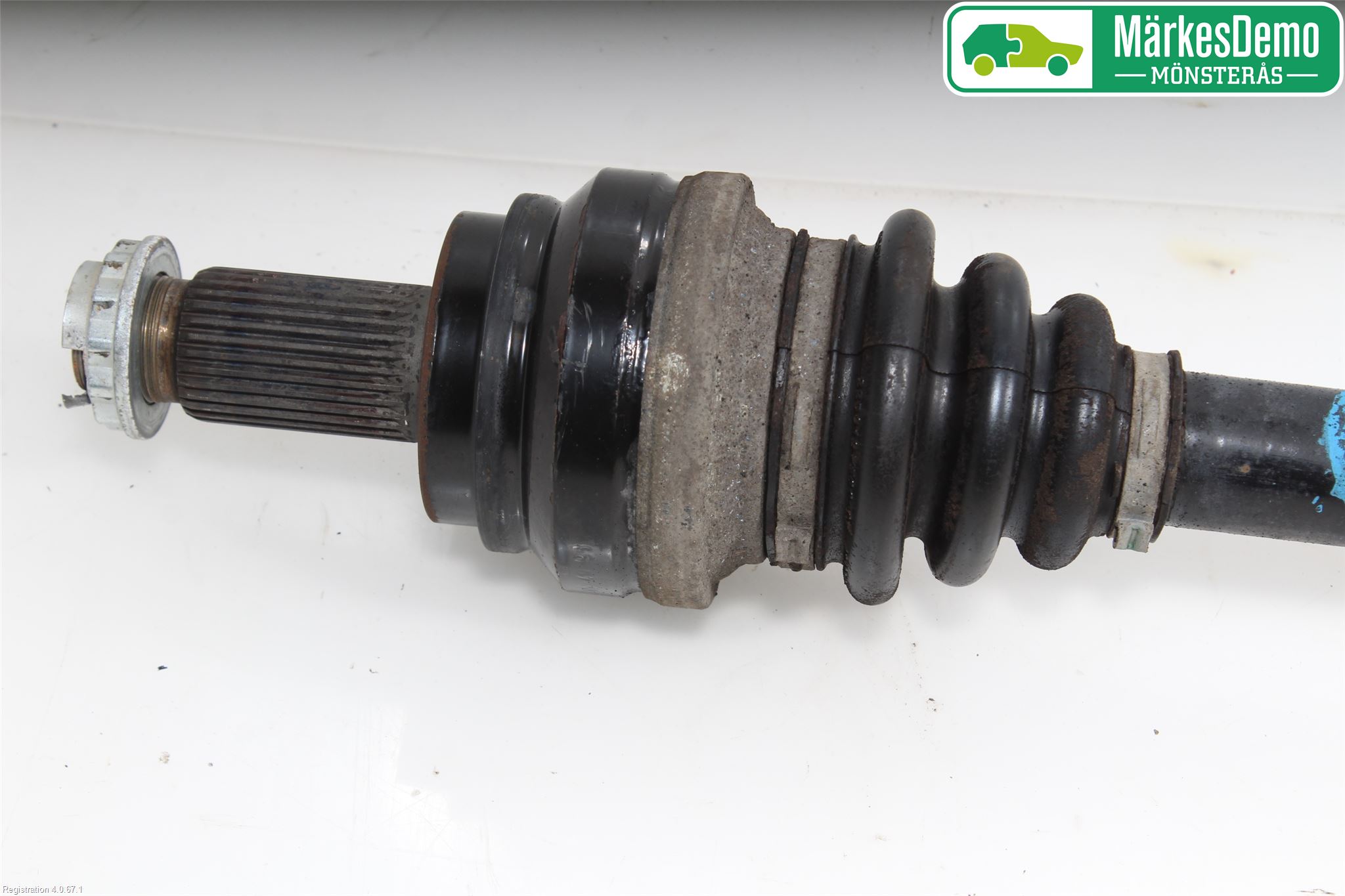 BMW 5 F10/F11/F18 09-17 Drivaksel Bak Kompl Høyre
