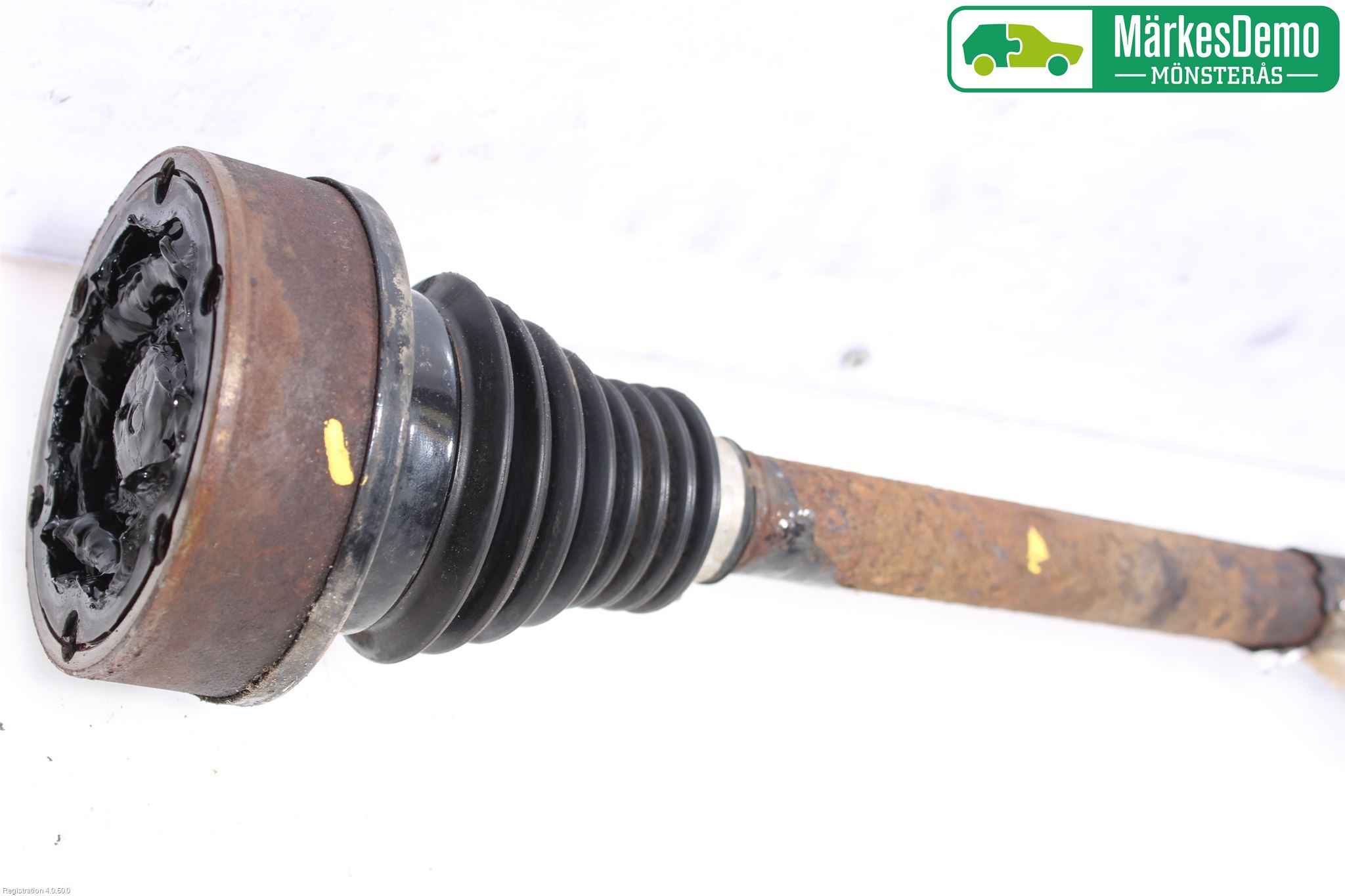 Audi A3/S3     04-05 Drivaksel Foran Kompl Venstre