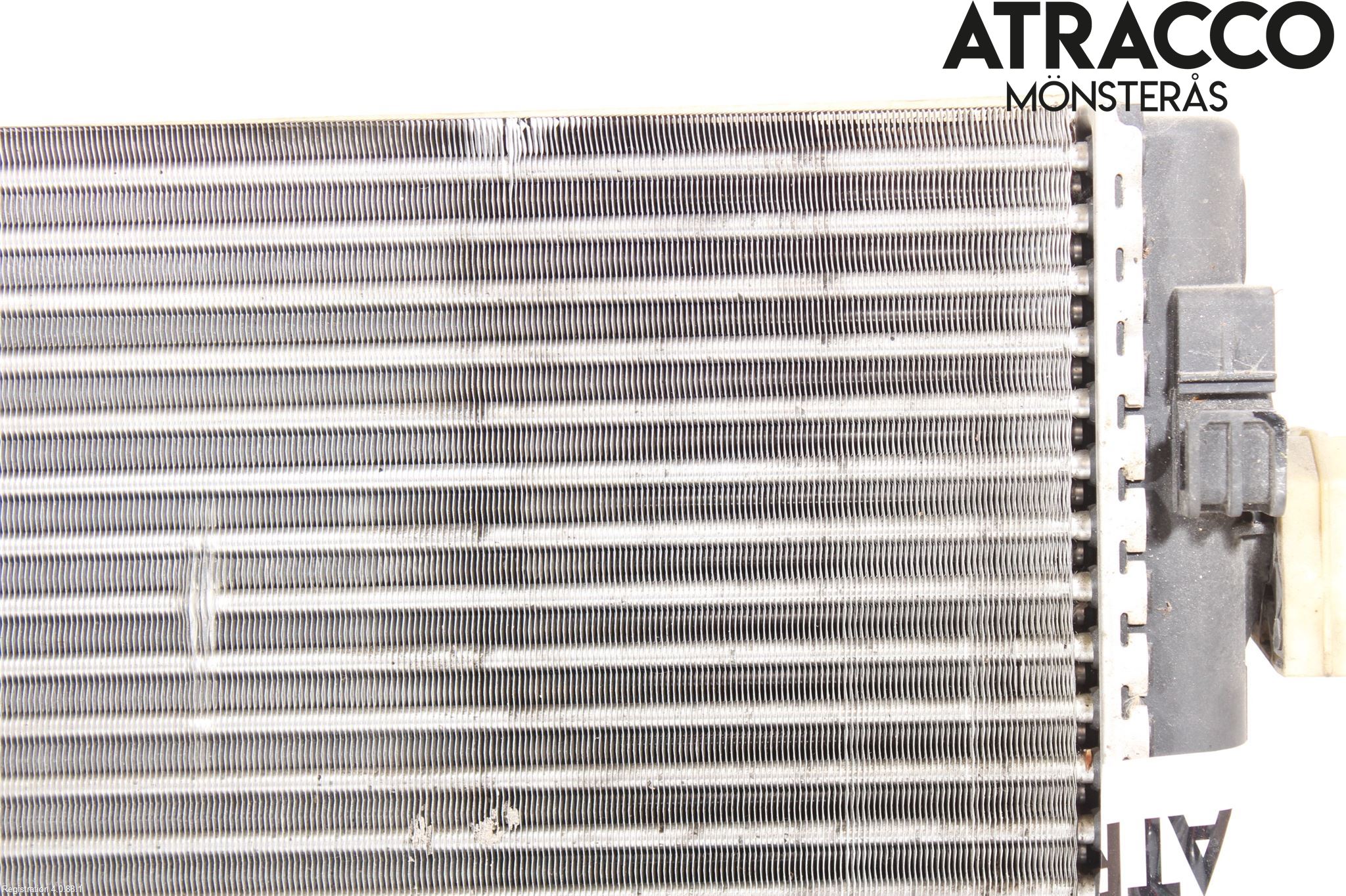 Volkswagen VW POLO 10-17 Radiator Manuell