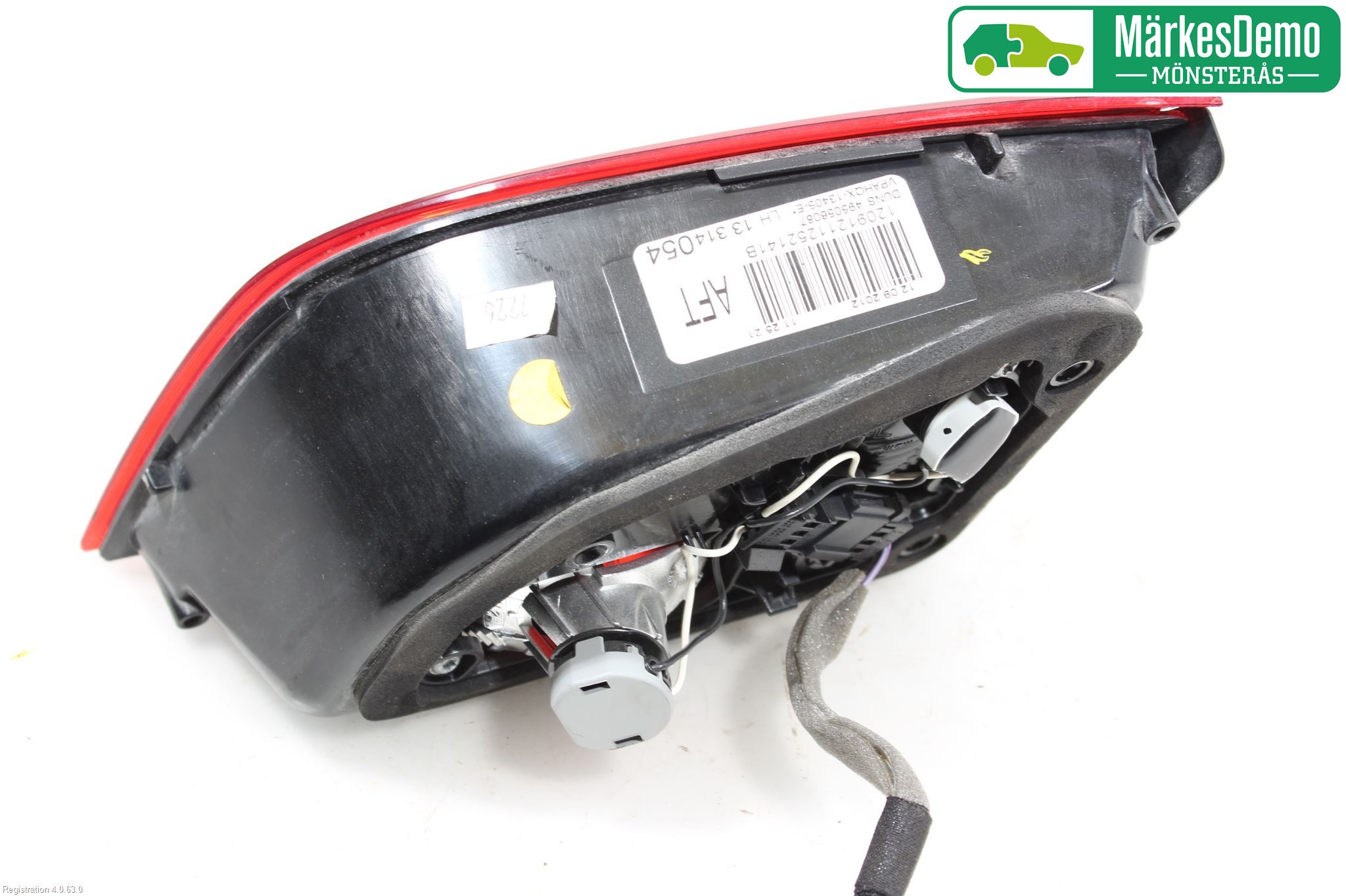Opel ASTRA J 10-15 Baklykt Venstre  På Luke(Indre