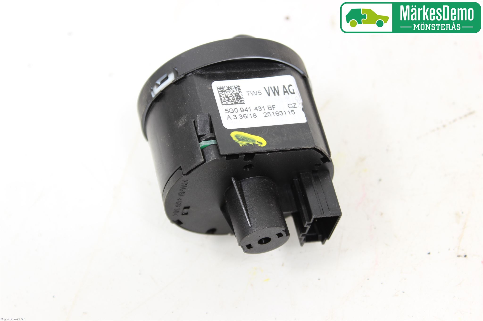 Volkswagen VW GOLF / E-GOLF VII 13-20 Bryter Hovedlys