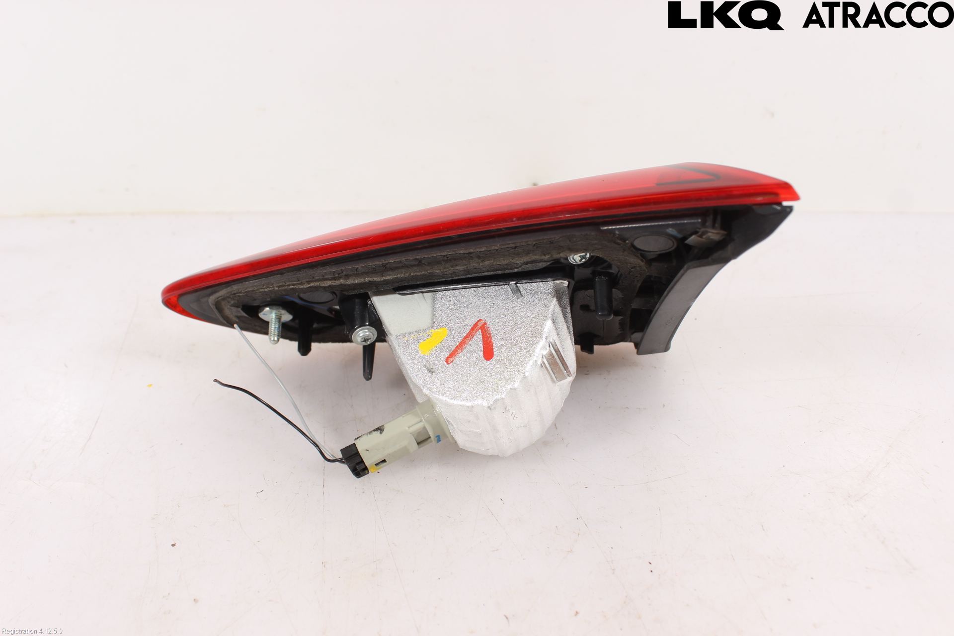 Mazda 2 (DJ) 15-22 Baklykt Venstre  På Luke(Indre