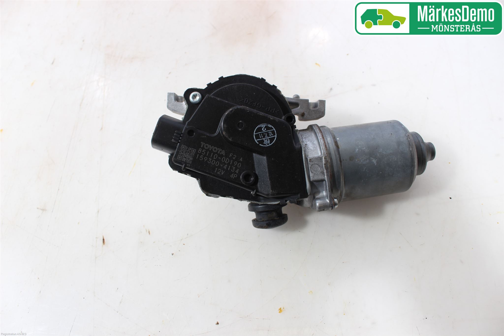 Toyota YARIS XP130 12-14 Viskermotor Frontrute