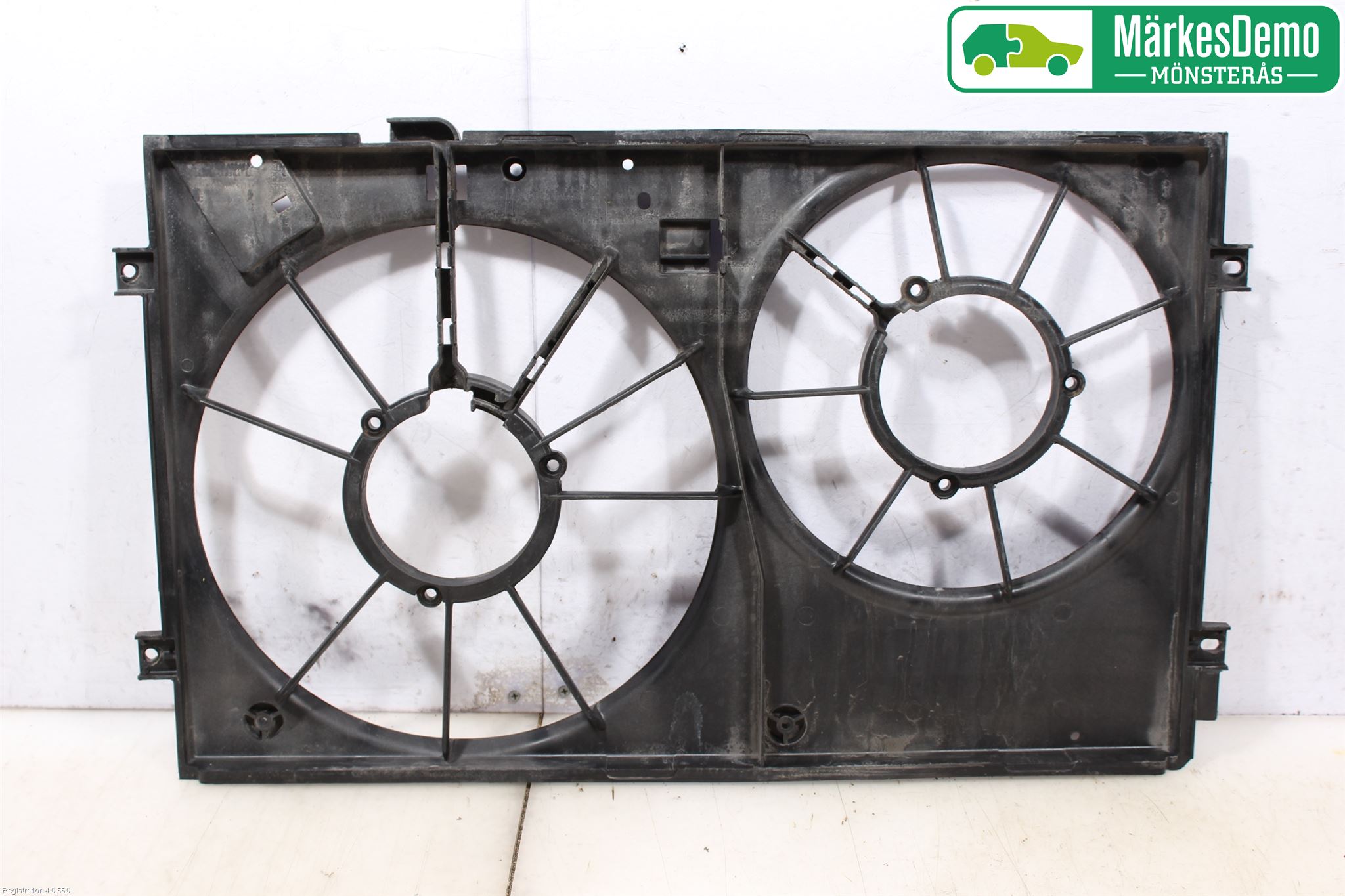 Volkswagen VW TOURAN 10-15 Kjølevifte-Radiator Hus-Kåpe