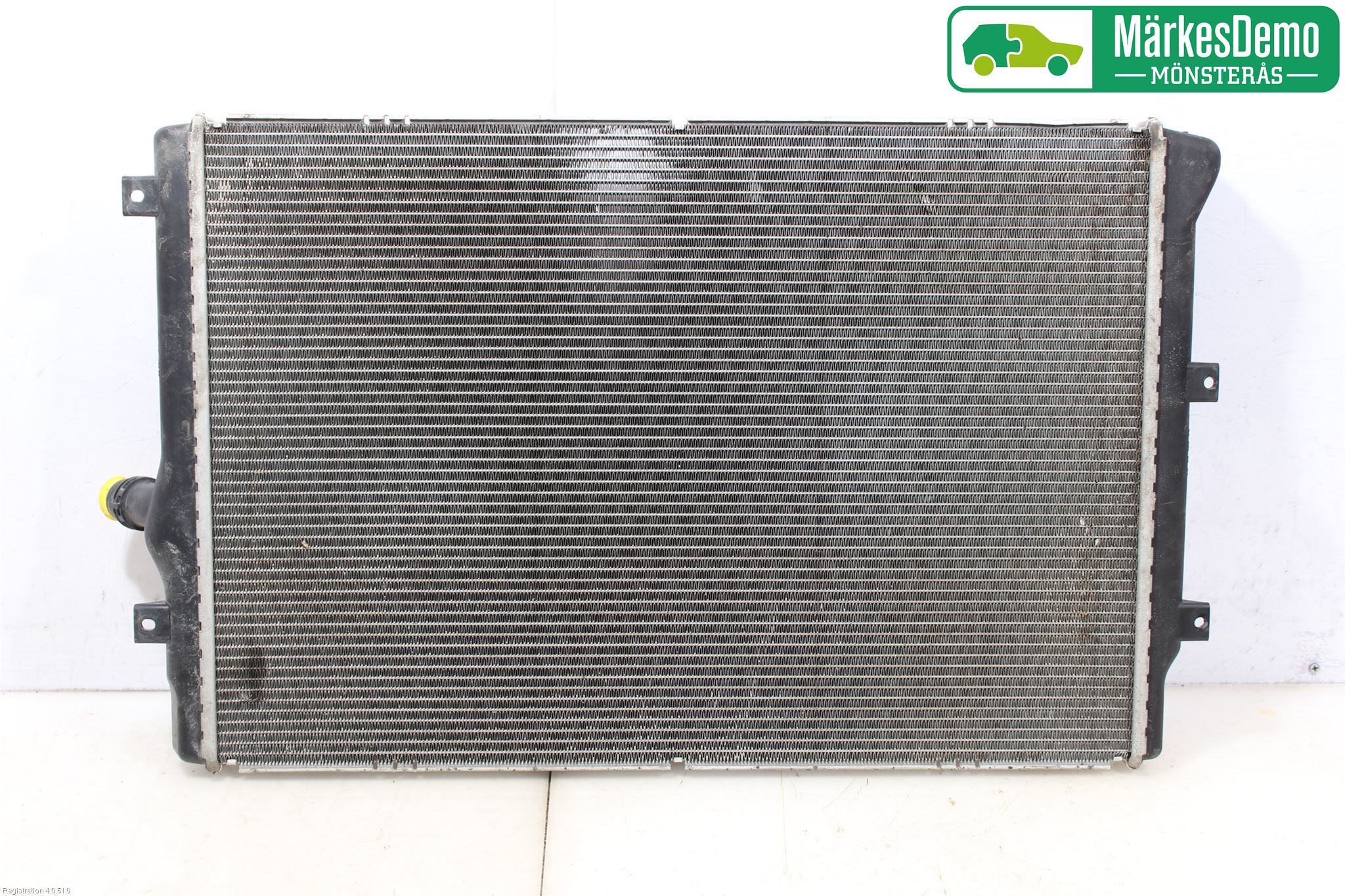 Volkswagen VW PASSAT 05-11 Radiator Automat