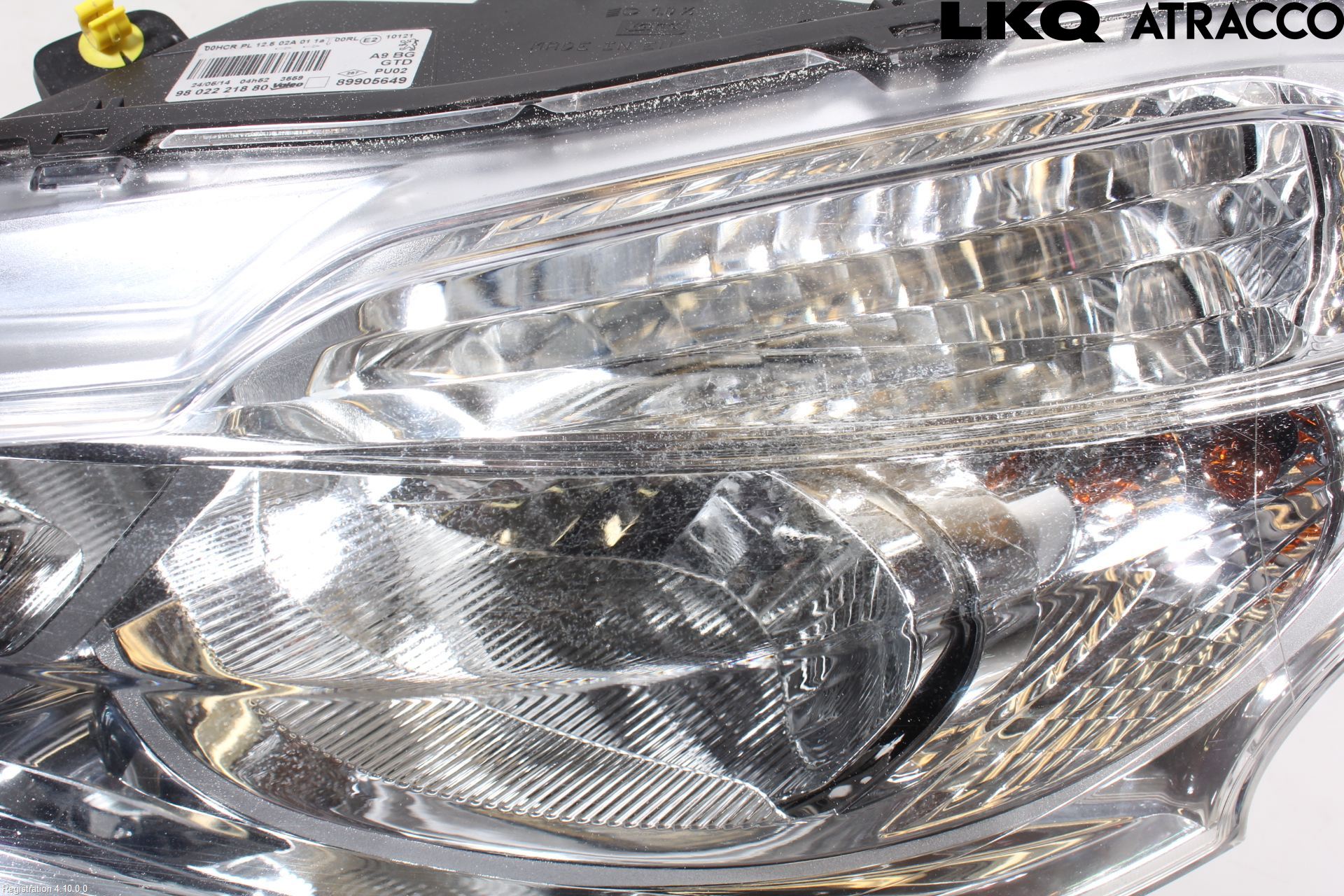 Peugeot 208 12-15 Frontlykt Venstre