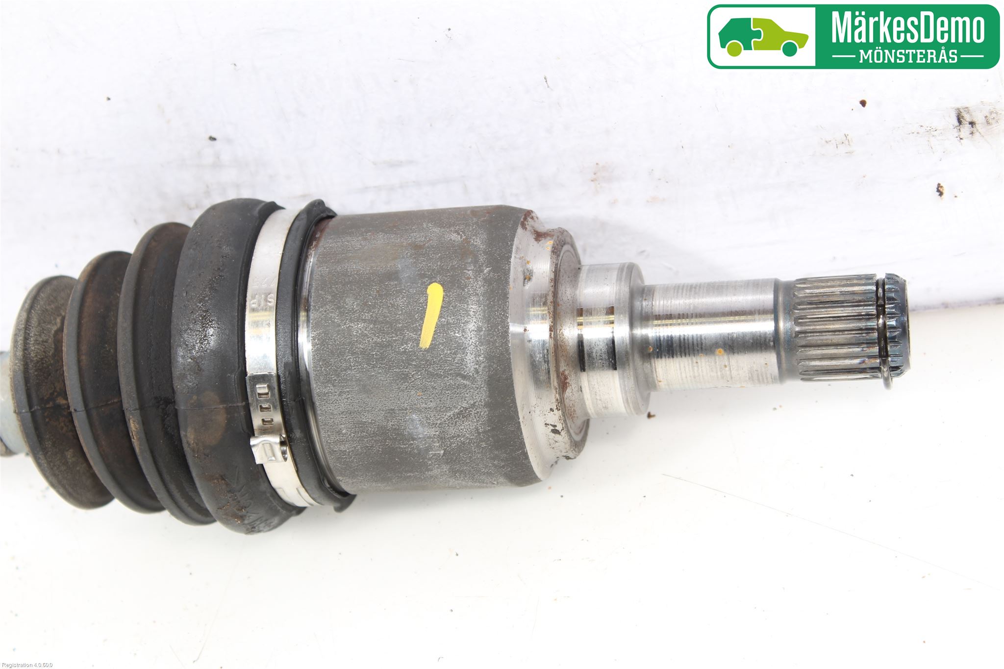 Ford KA 09-16 Drivaksel Foran Kompl Venstre