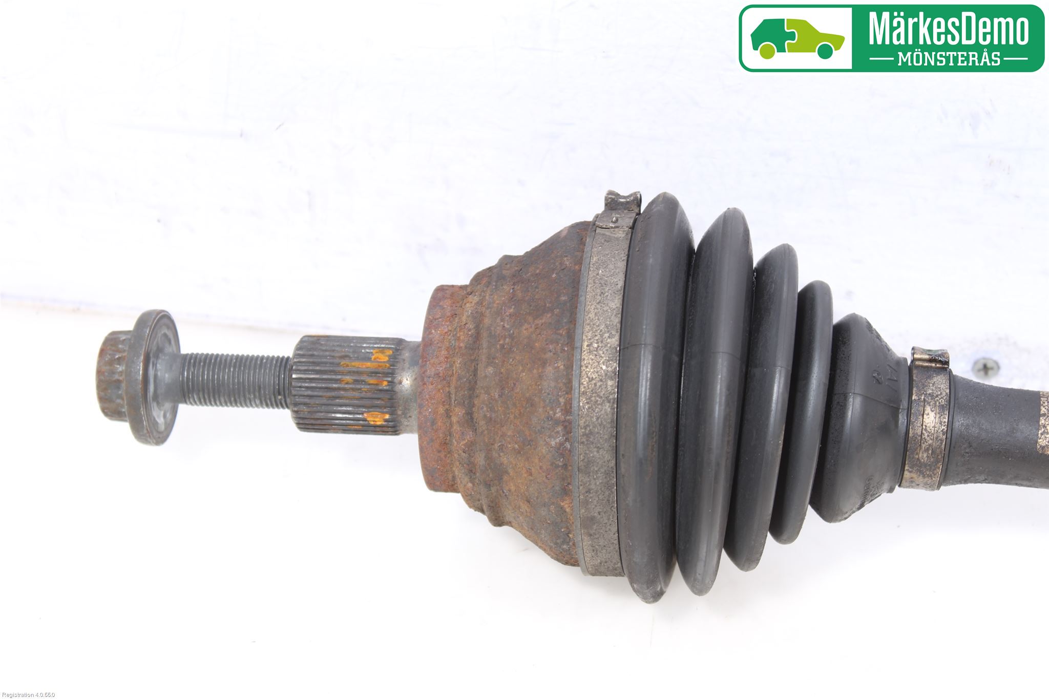 Skoda SUPERB 09-15 Drivaksel Foran Kompl Venstre