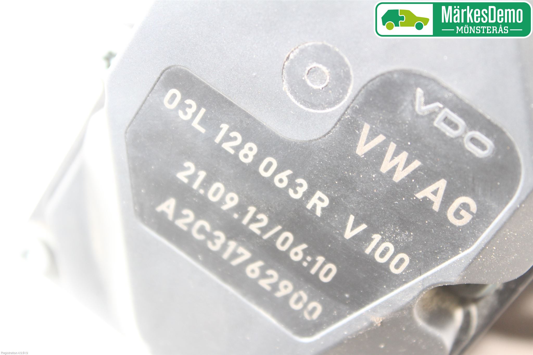 Volkswagen VW PASSAT 11-14 Inns Spjeldhus