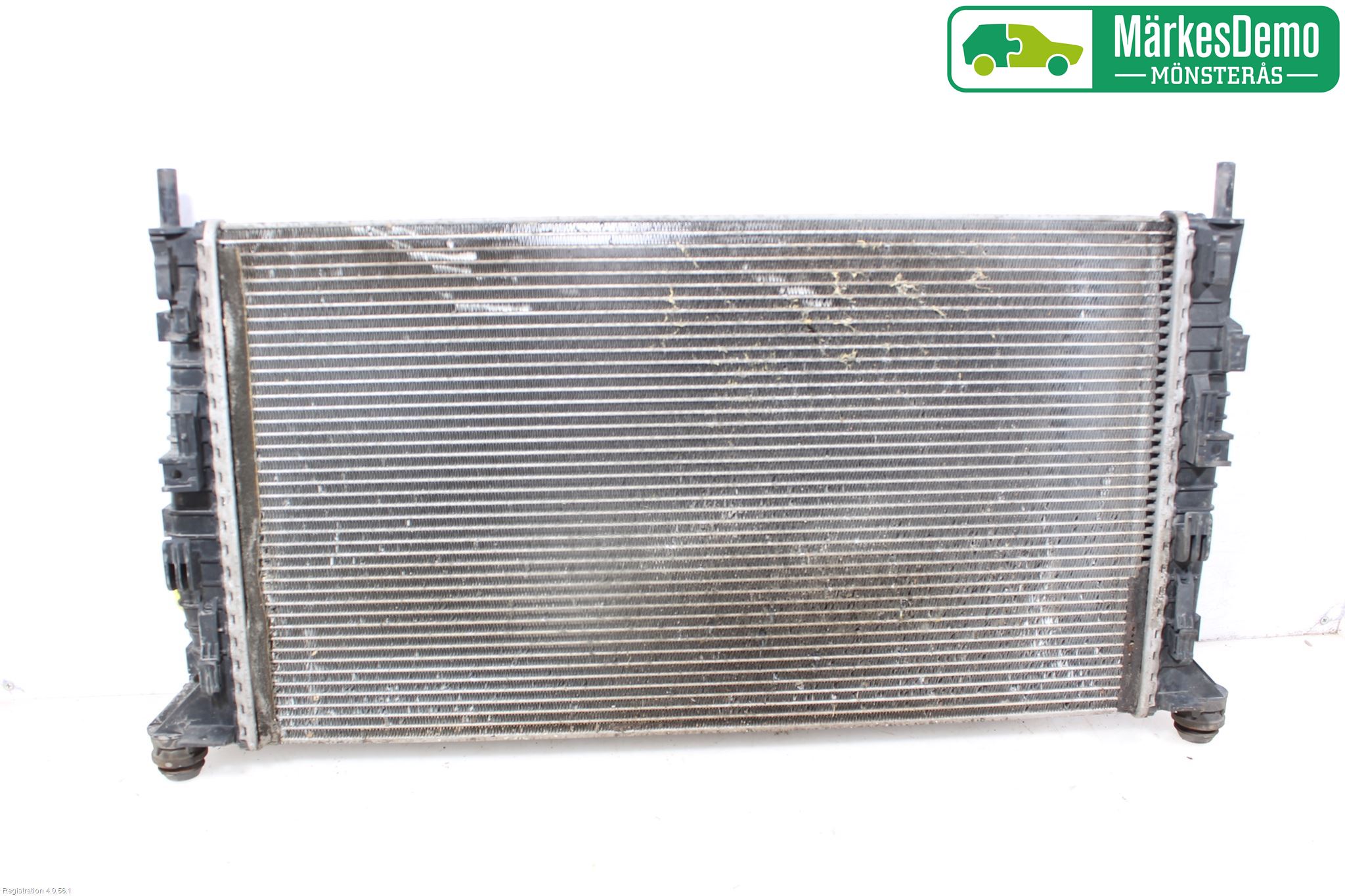 Ford FOCUS     04-07 Radiator Manuell