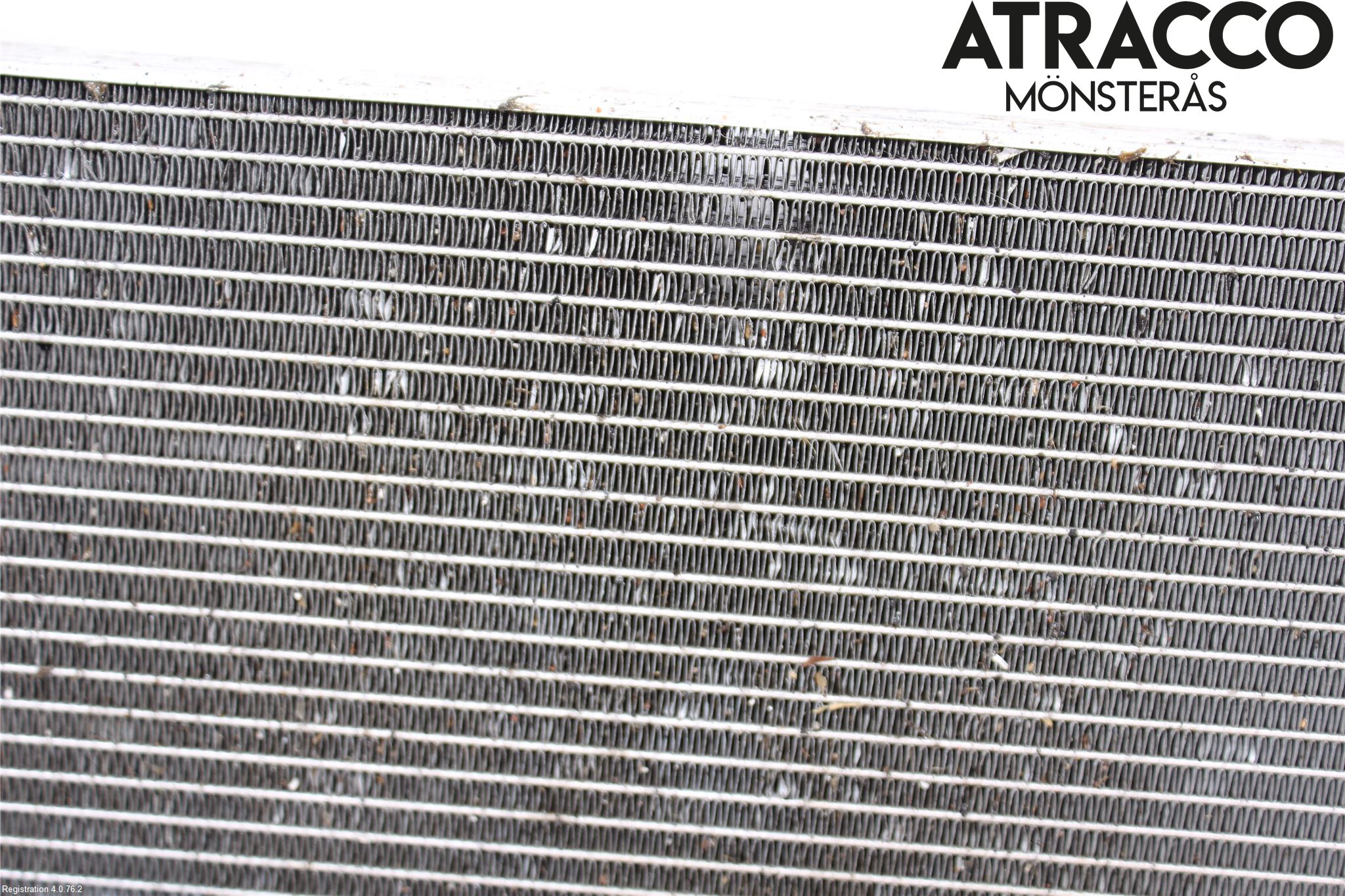 BMW 5 F10/F11/F18 09-17 Radiator Automat