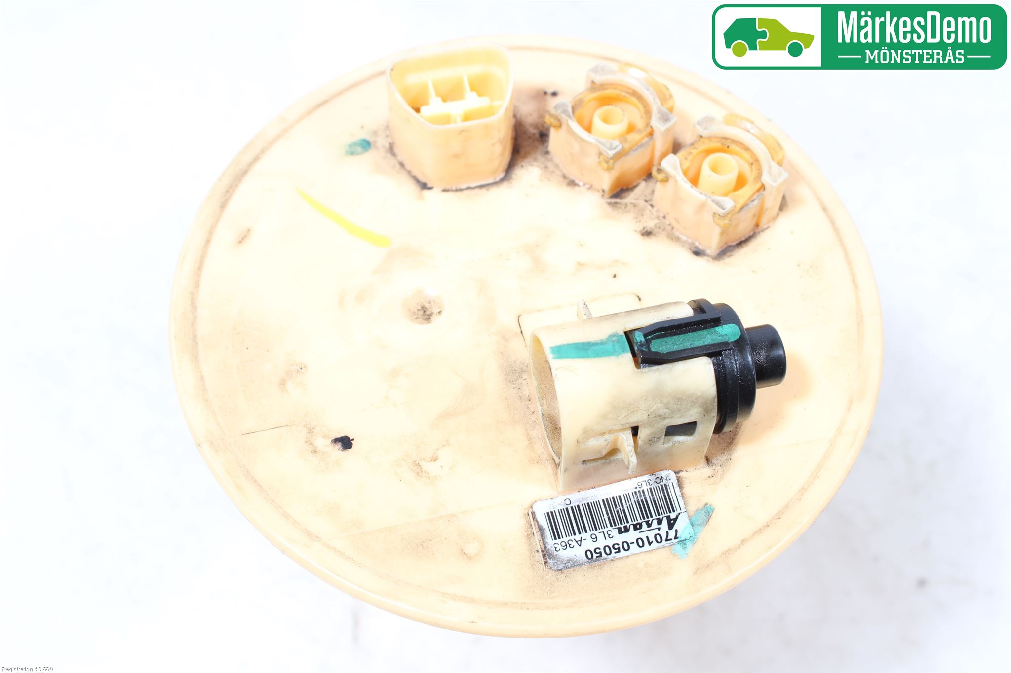 Toyota AVENSIS 09-15 Giver Drivstofftank