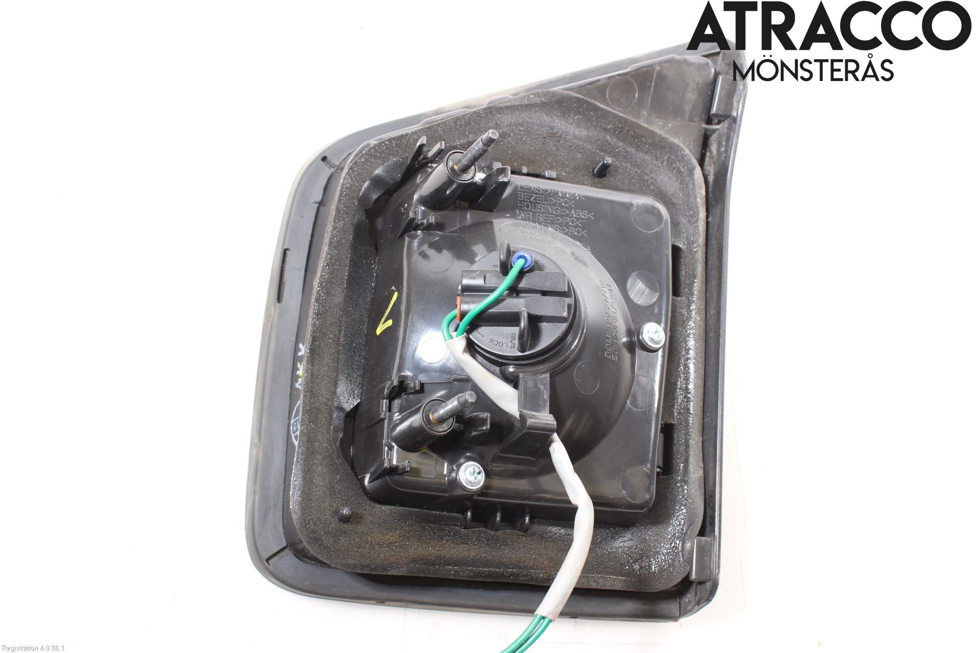 GM CHEVROLET ORLANDO Baklykt Venstre  På Luke(Indre