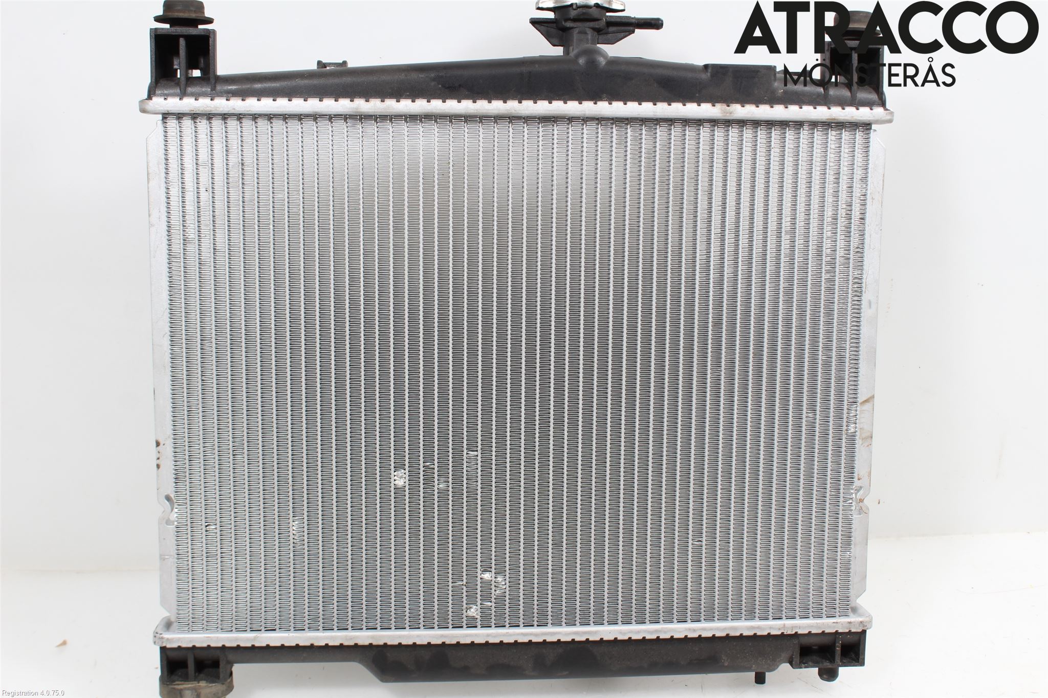 Toyota YARIS P1 03-05 Radiator Manuell