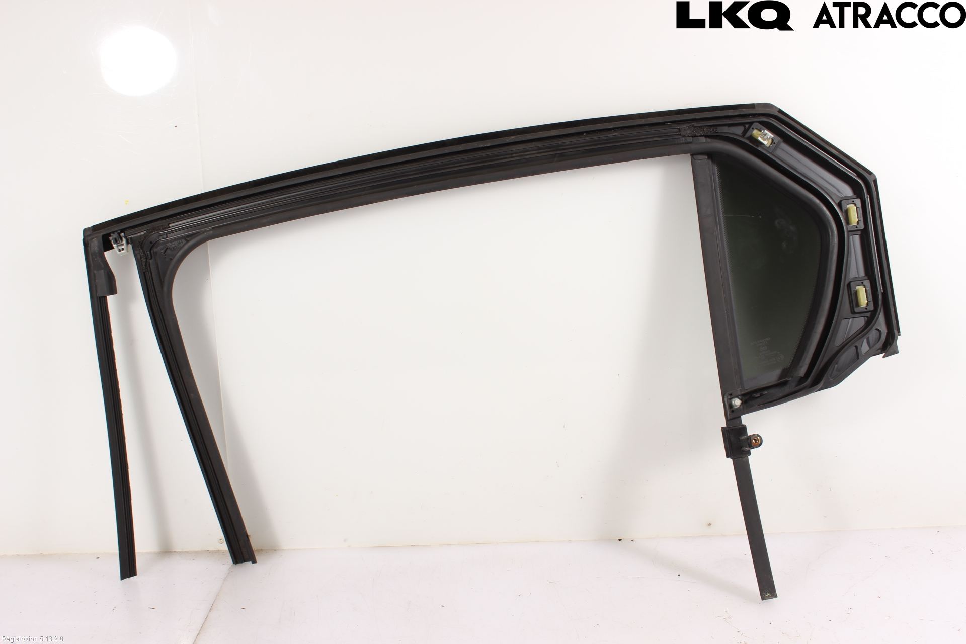 Opel ASTRA L 22- Dørrute Bak Høyre Trekant 4D