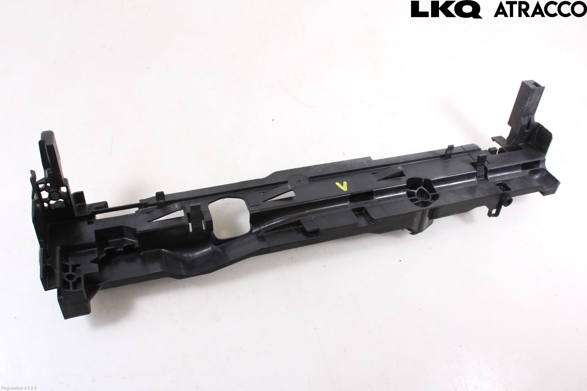 Mercedes-Benz MB E-KLASS (W213) 16-23 Radiator Feste - Ramme - Bjelk