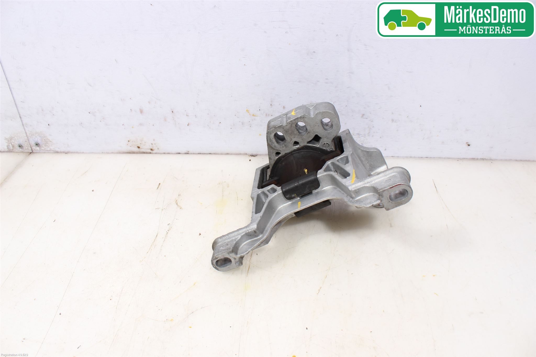 Mazda CX-3 Motor Feste Gummi