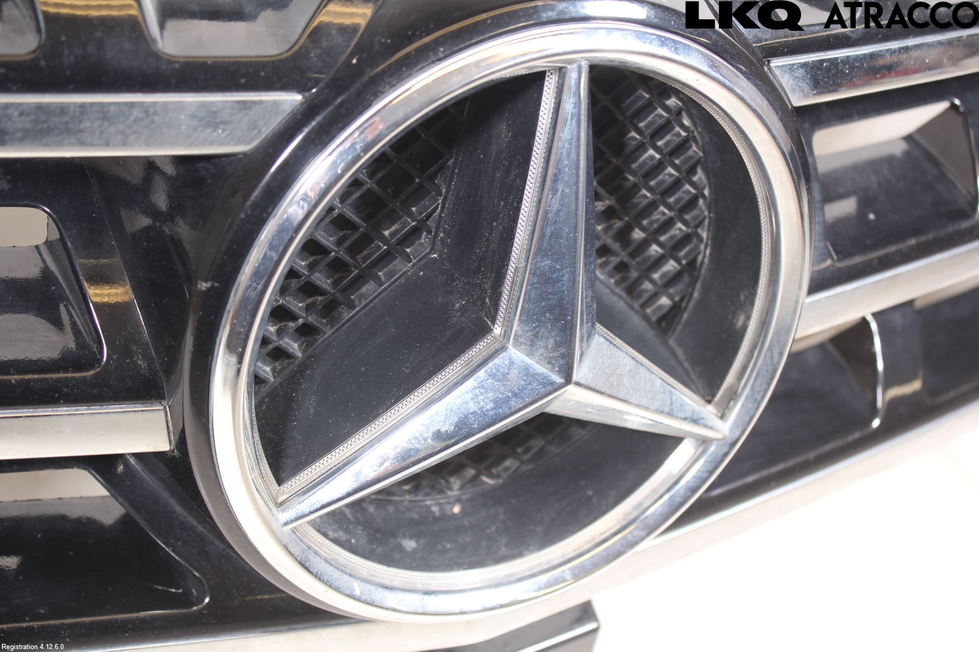 Mercedes-Benz MB ML/GLE-KLASS (W166) 12-18 Grill Komplett