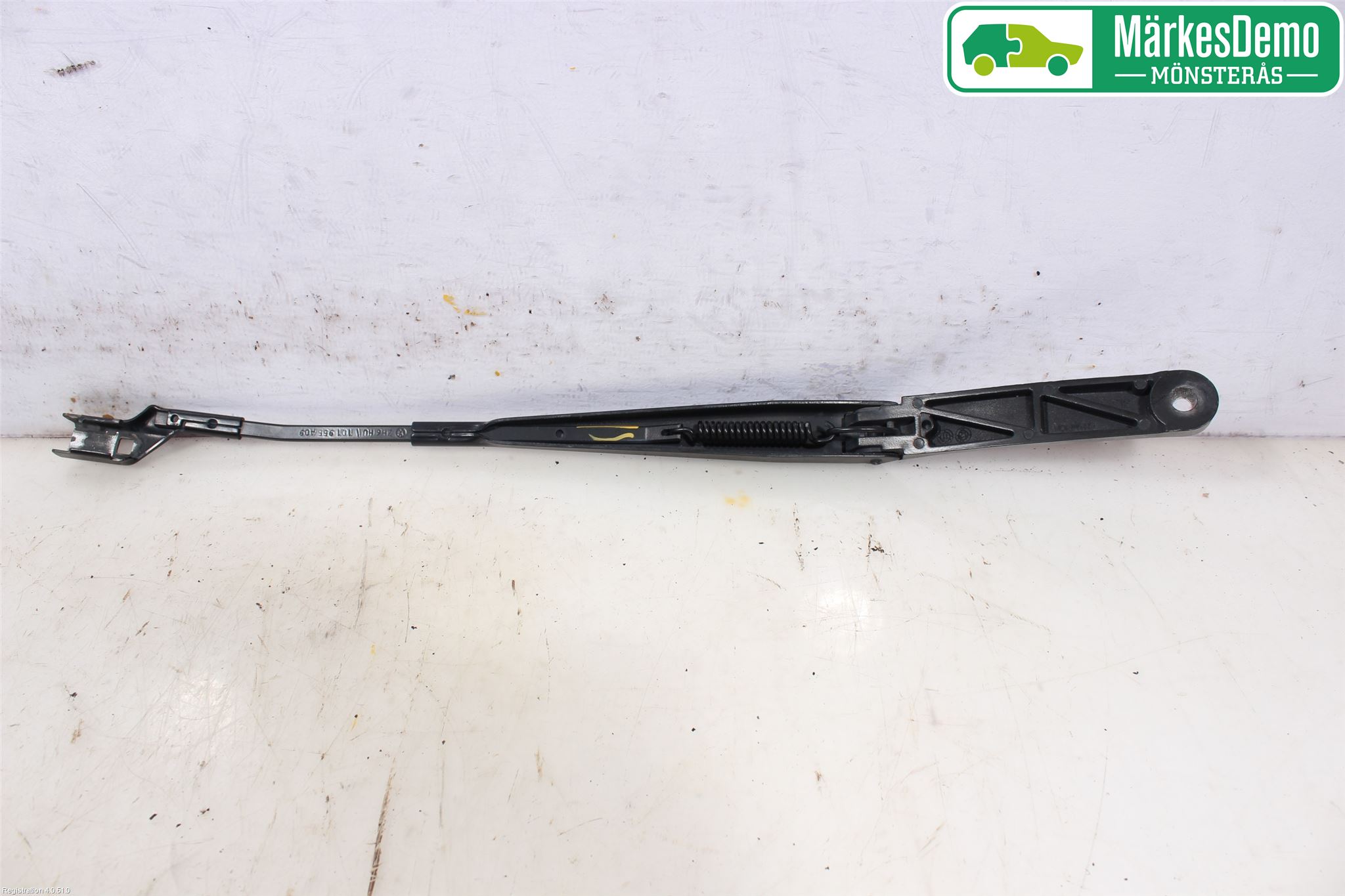 Volkswagen VW GOLF VI 09-13 Viskerarm-Armer Frontrute