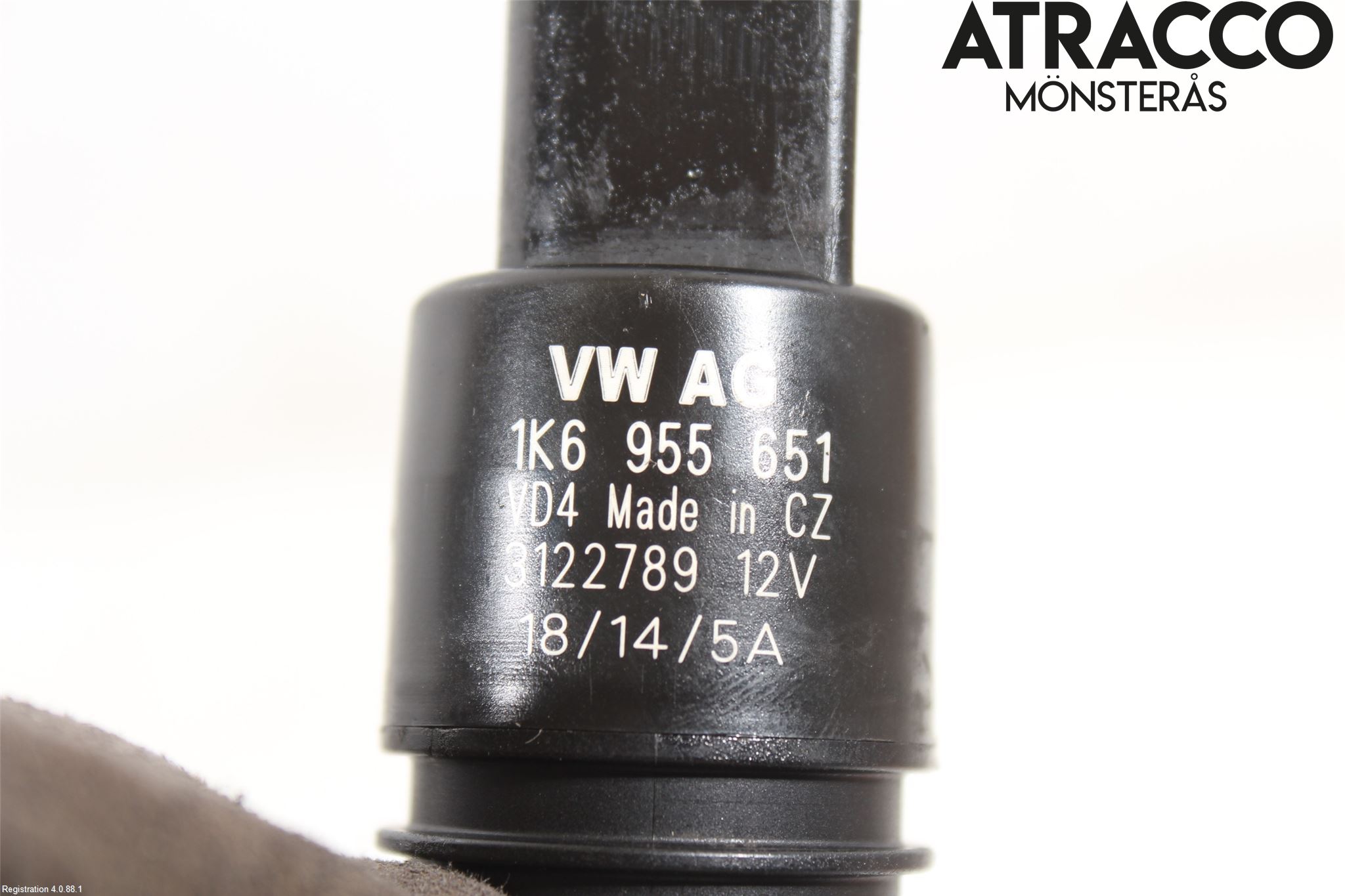 Volkswagen VW PASSAT 11-14 Spylerpumpe Frontrute