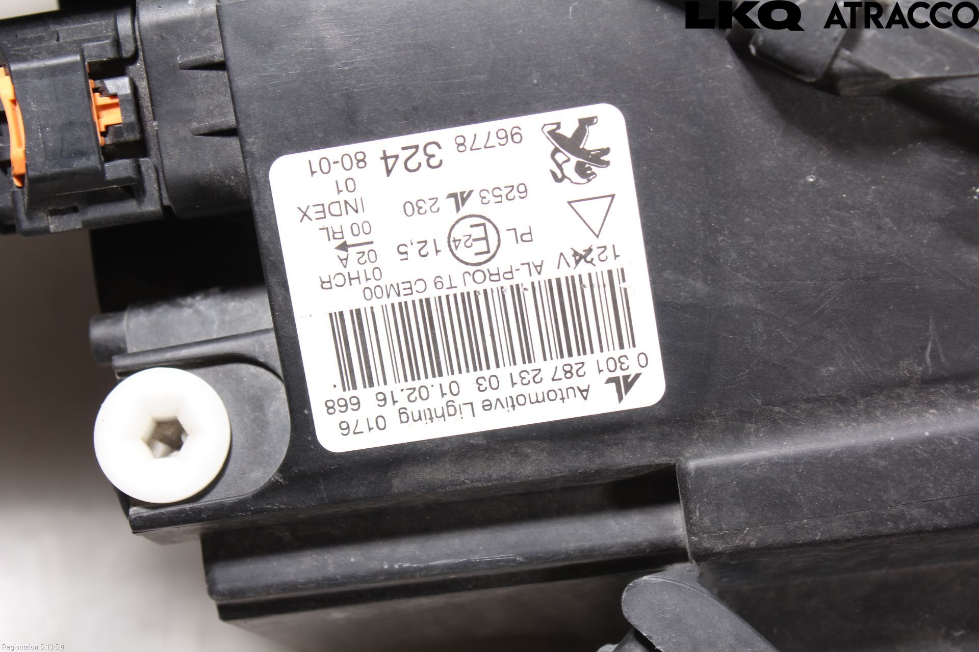 Peugeot 308 14-21 Frontlykt Venstre